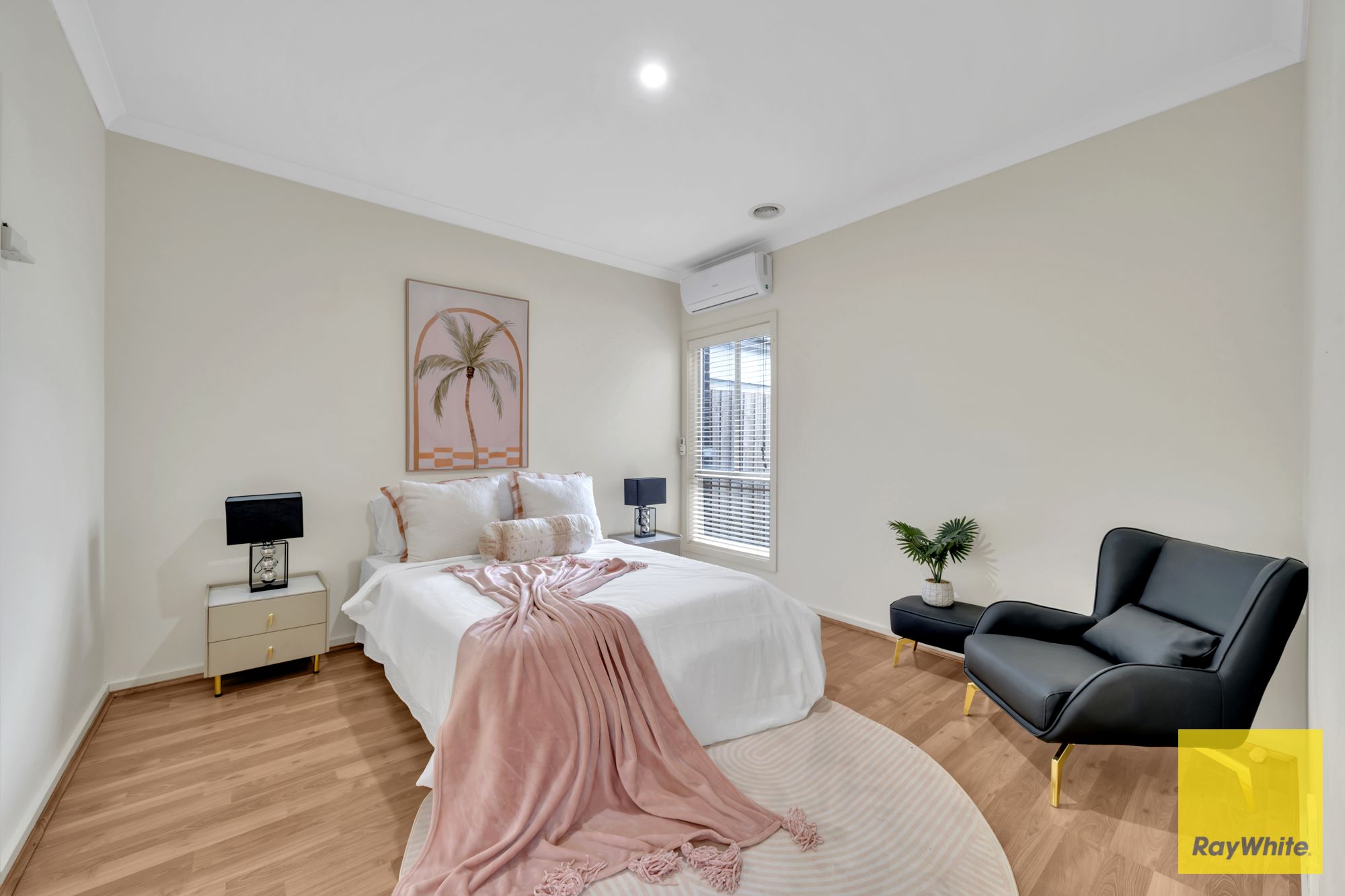 2/45 Vanderbilt Avenue — photo 12 of 24