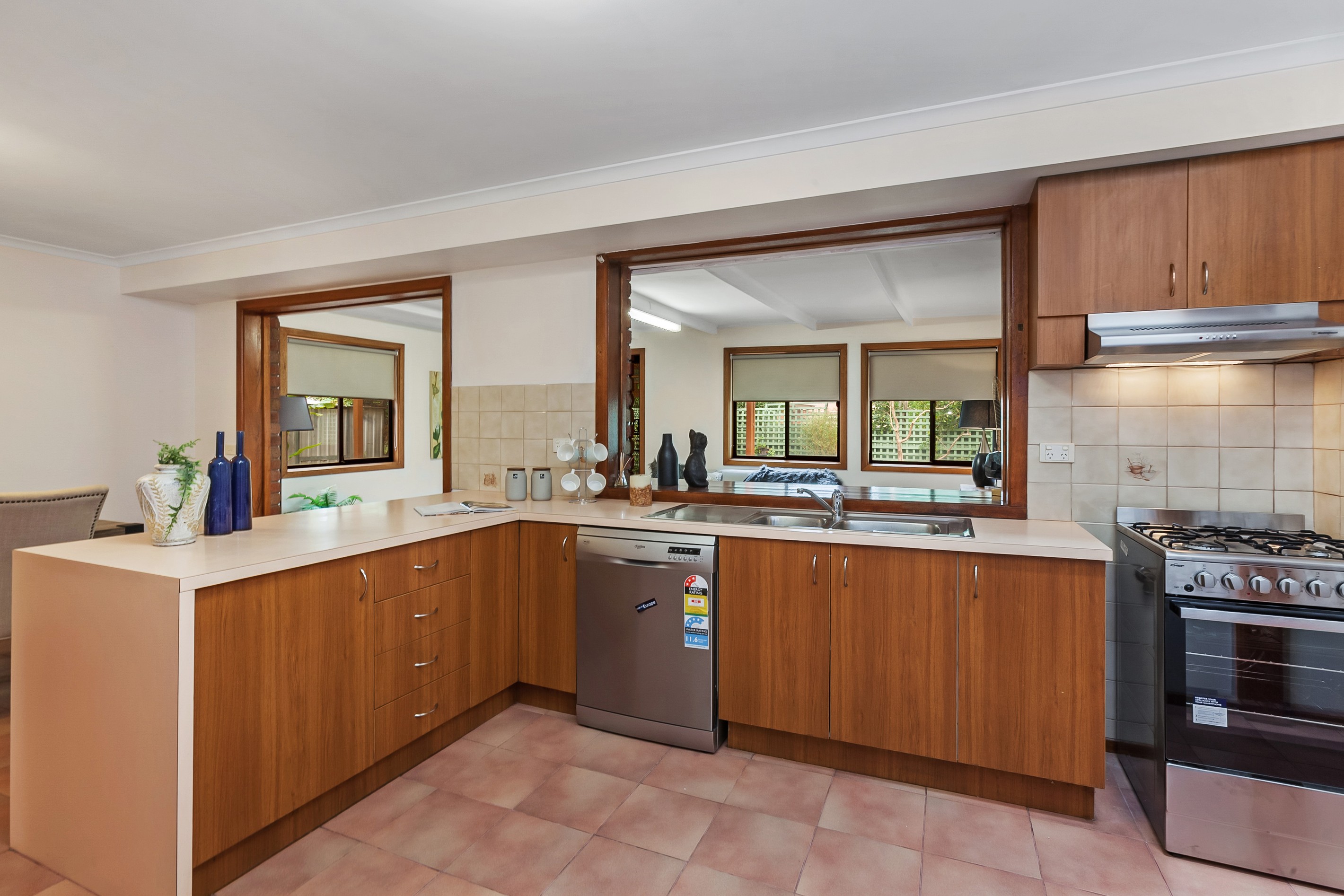 61 Pindari Avenue, Mill Park, VIC 3082