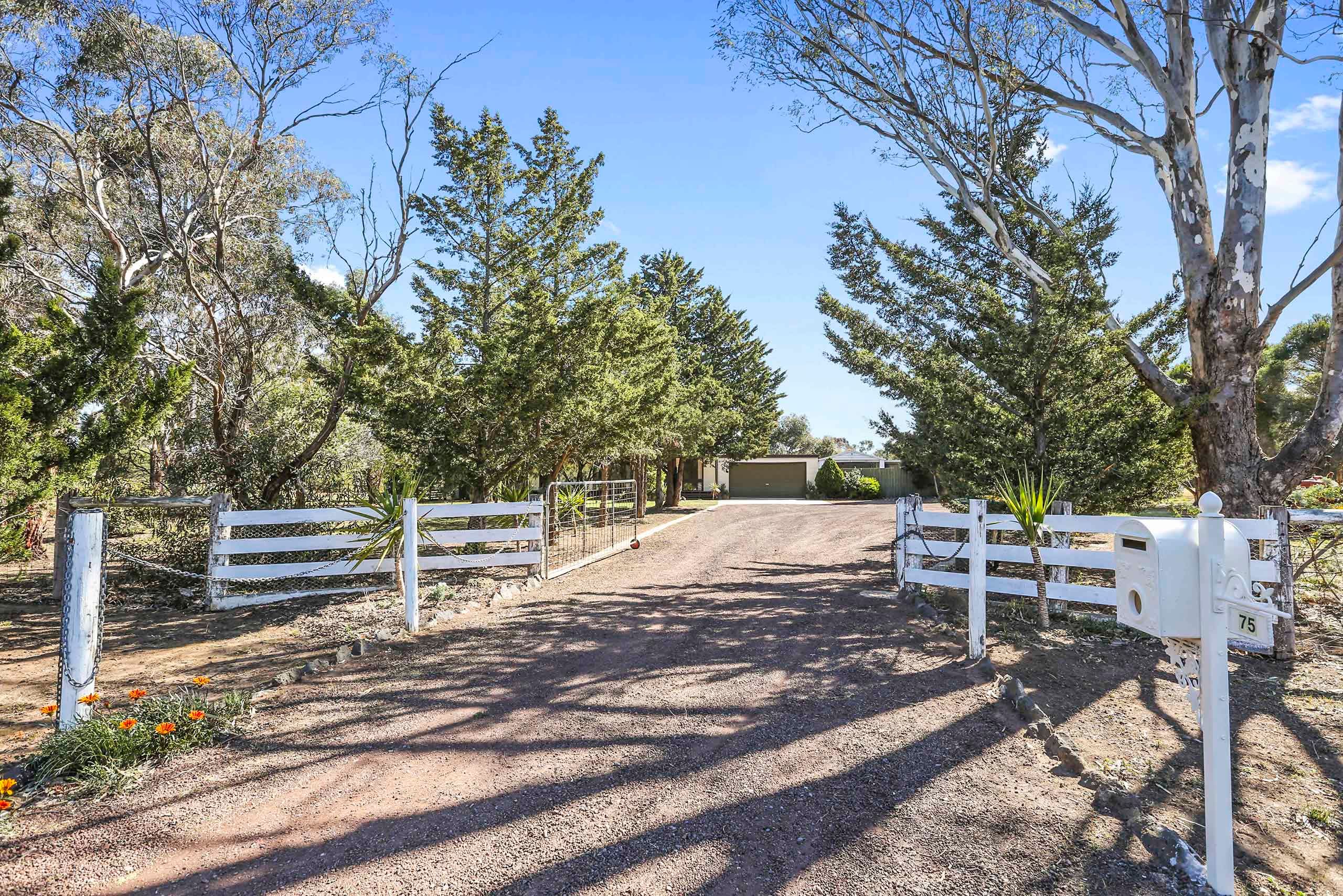 75 Shaws Road, Little River, VIC 3211