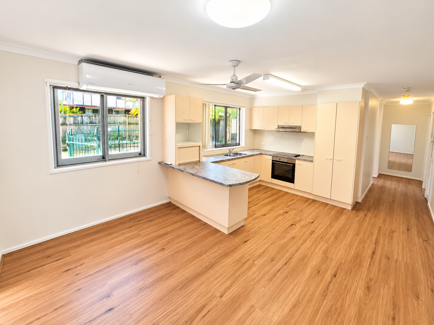 11 Parkway Street, Macgregor, QLD 4109