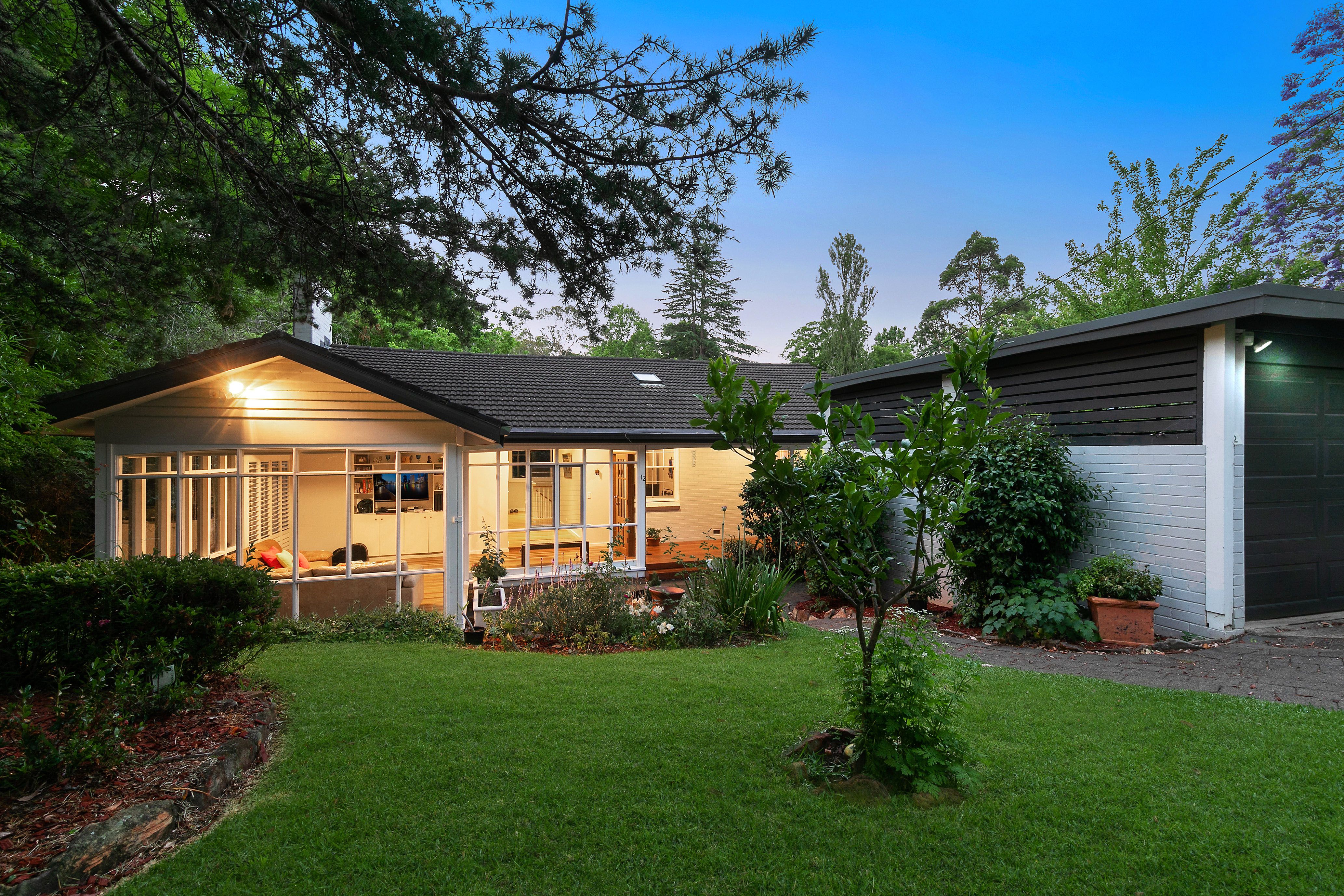 12 Peace Avenue, Pymble, NSW 2073