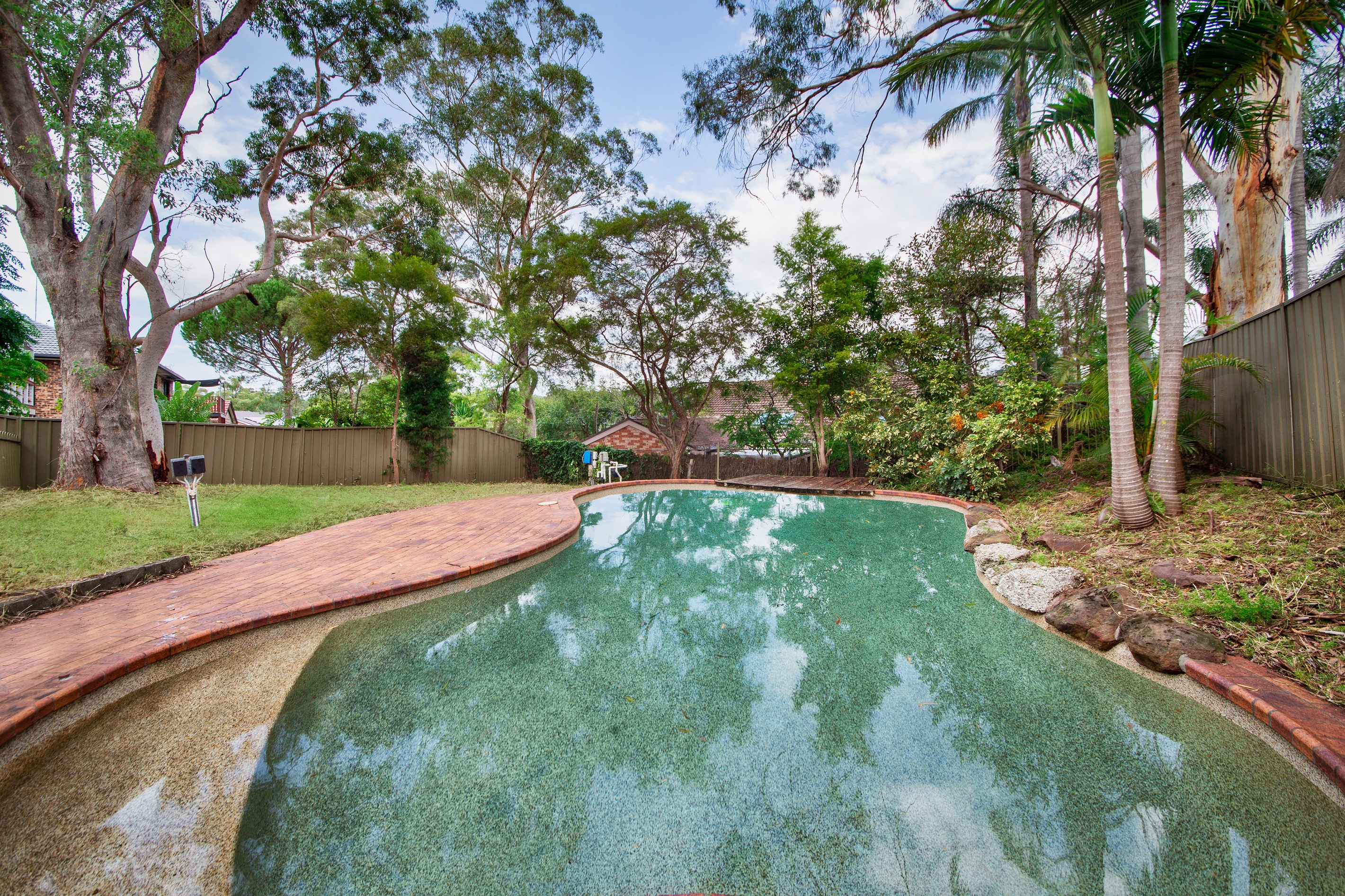 68 Brushwood Drive, Alfords Point, NSW 2234
