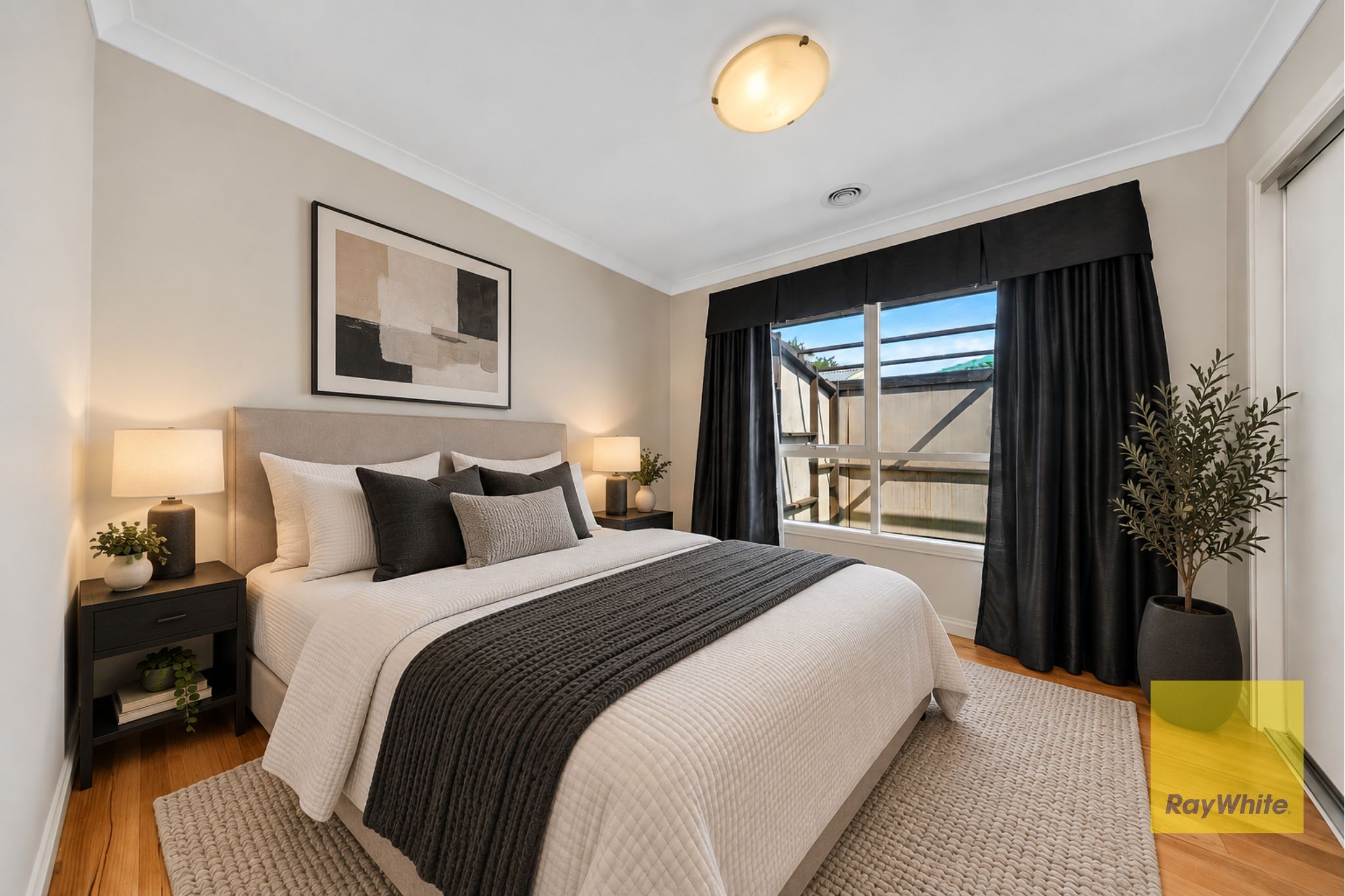 35 Tasman Avenue — photo 8 of 16