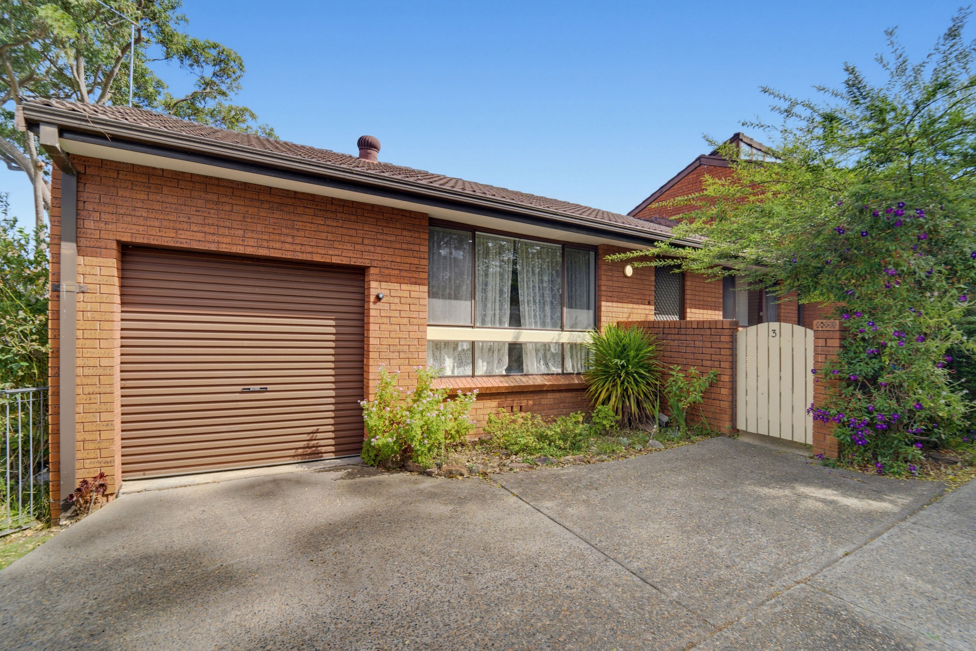 3/43 Taylor Street — photo from Ray White Bankstown