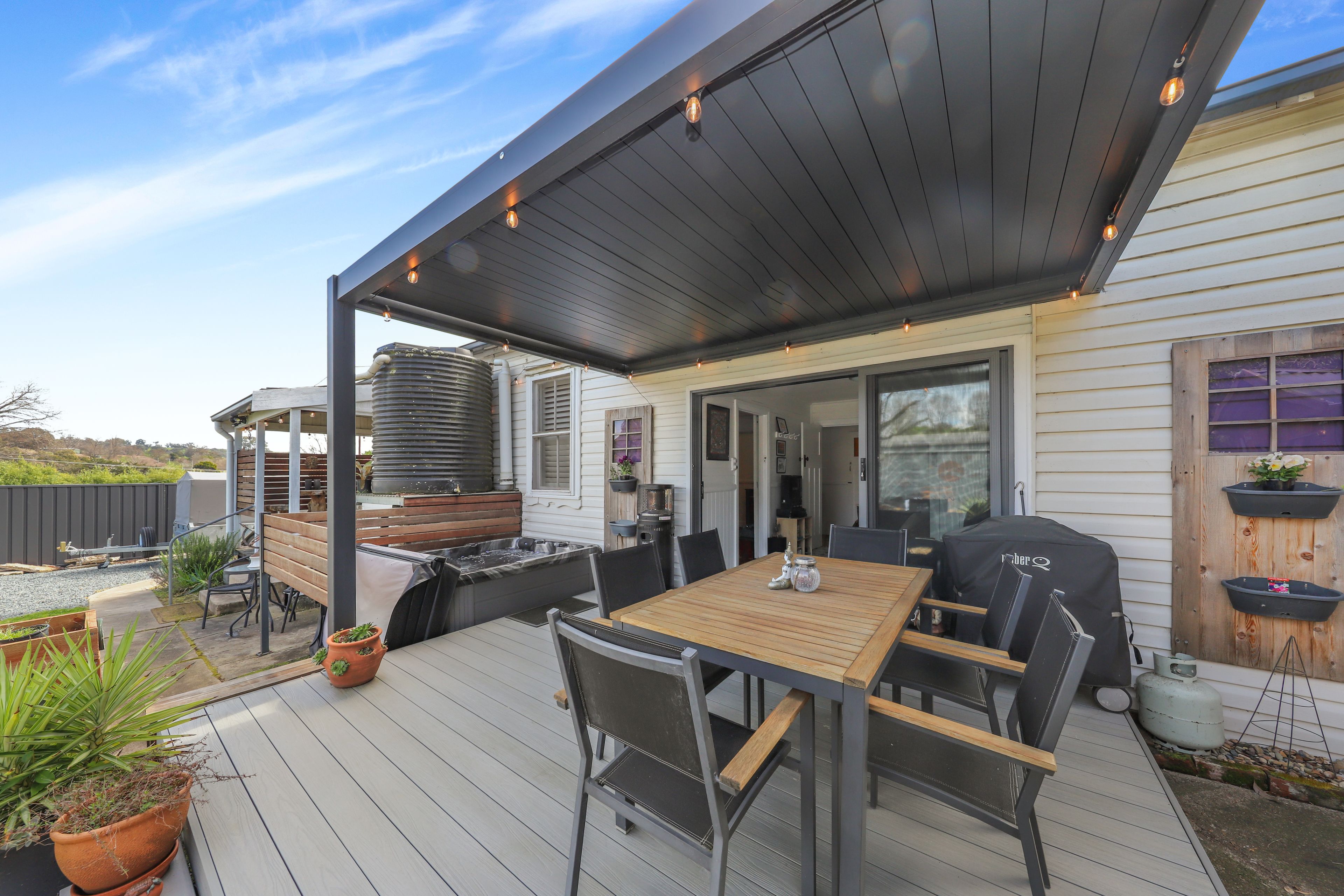 53 Lockhart Street — photo 15 of 19