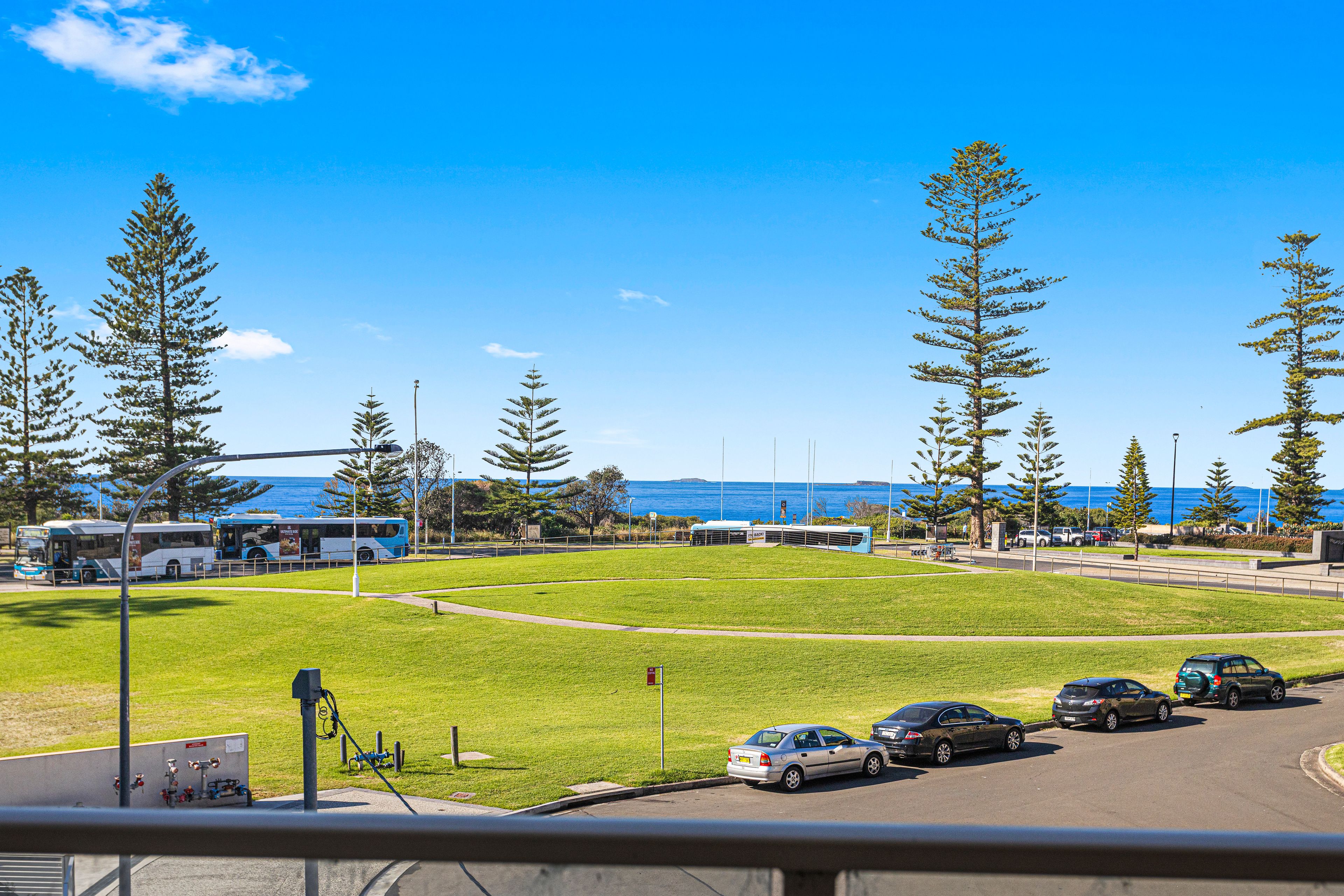 6 Parkside Avenue, Wollongong NSW 2500