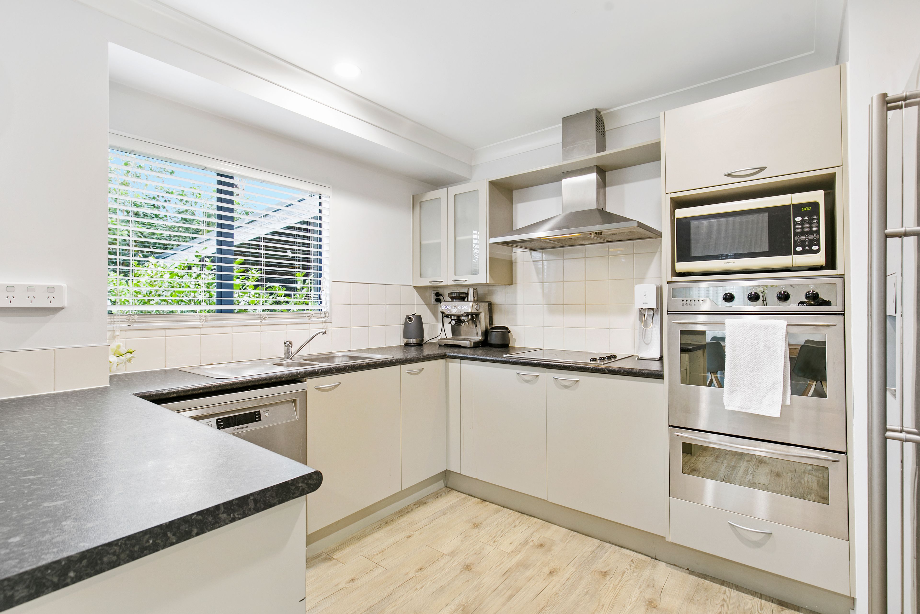 8A Waterview Road, Favona, Manukau City