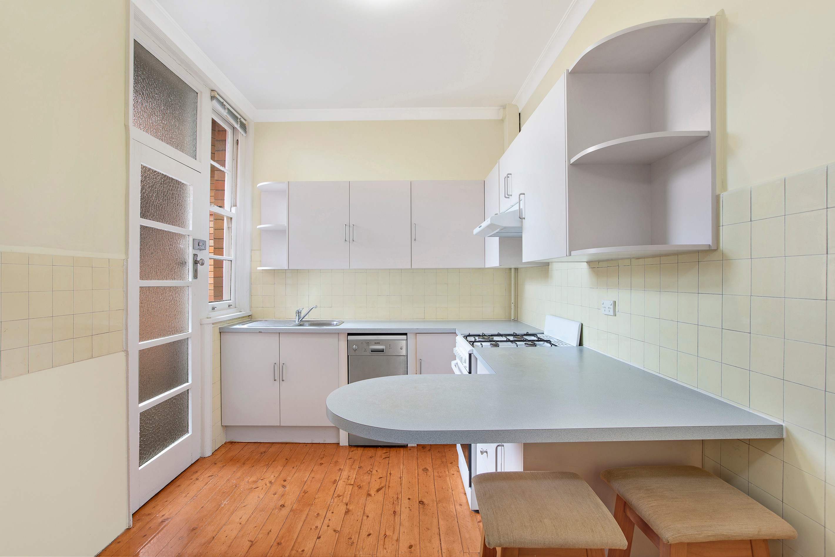 1/6 Lyons Road, Drummoyne, NSW 2047