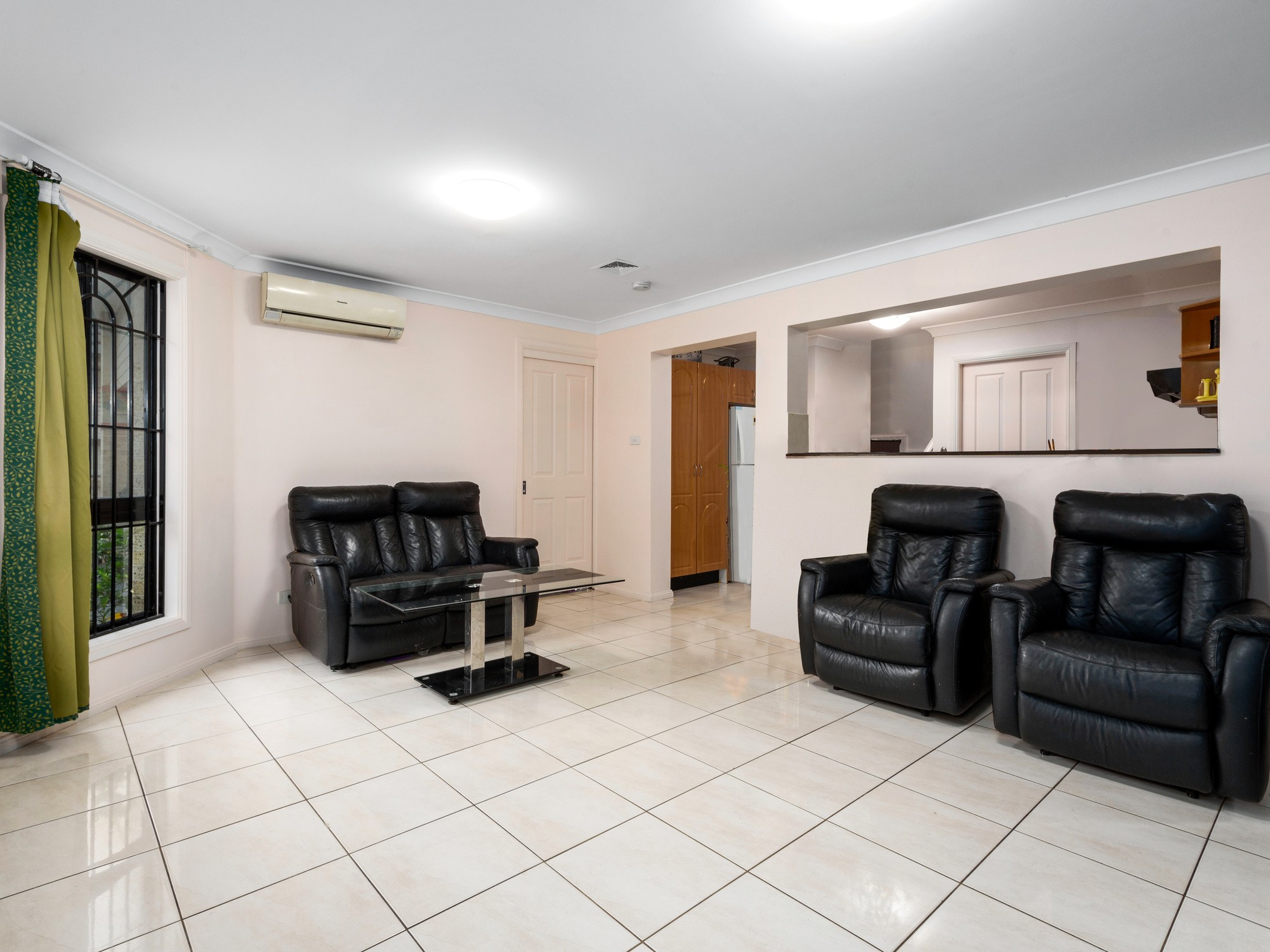 2/12 Brisbane Street, Oxley Park, NSW 2760