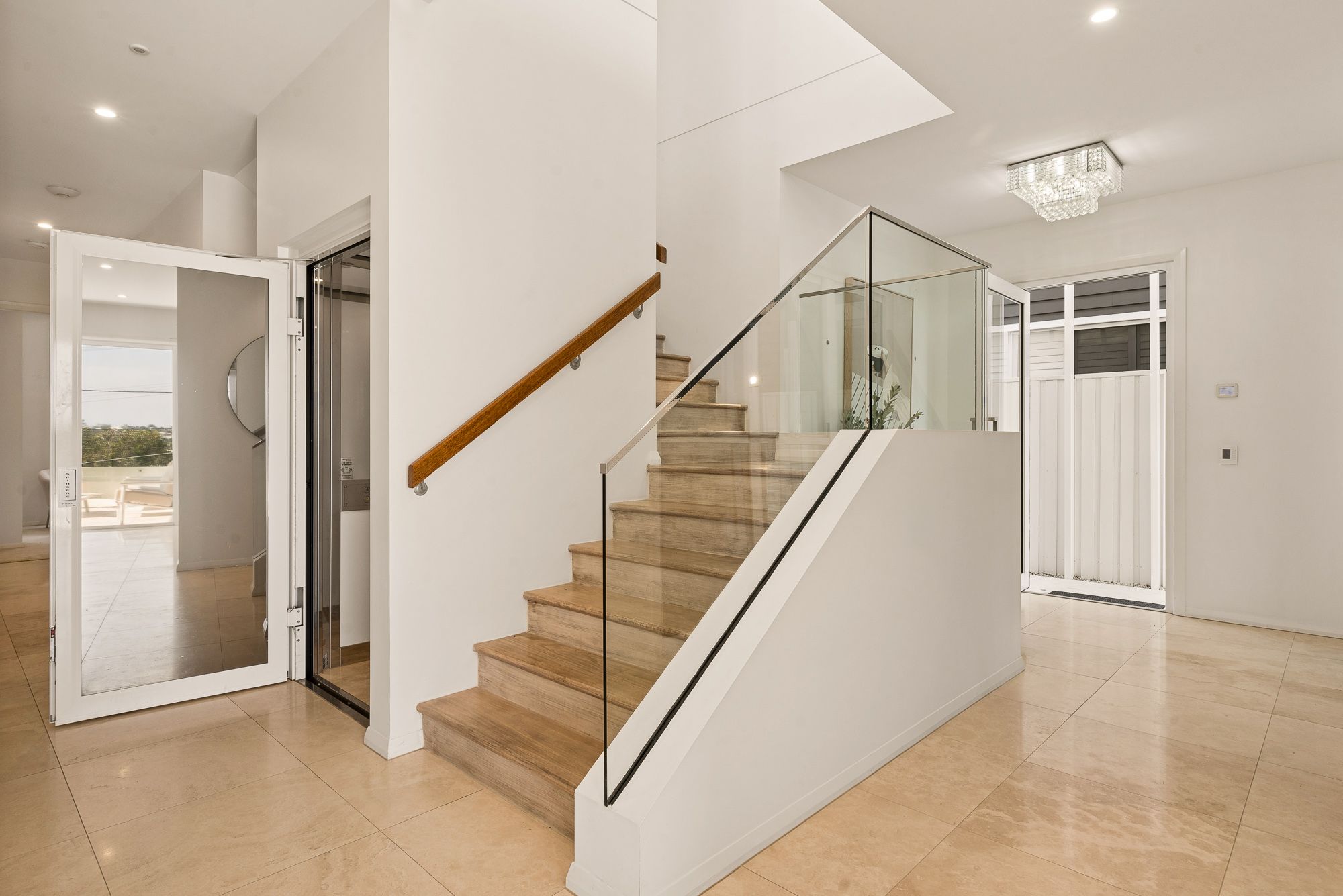 44 Victoria Street — photo 17 of 30