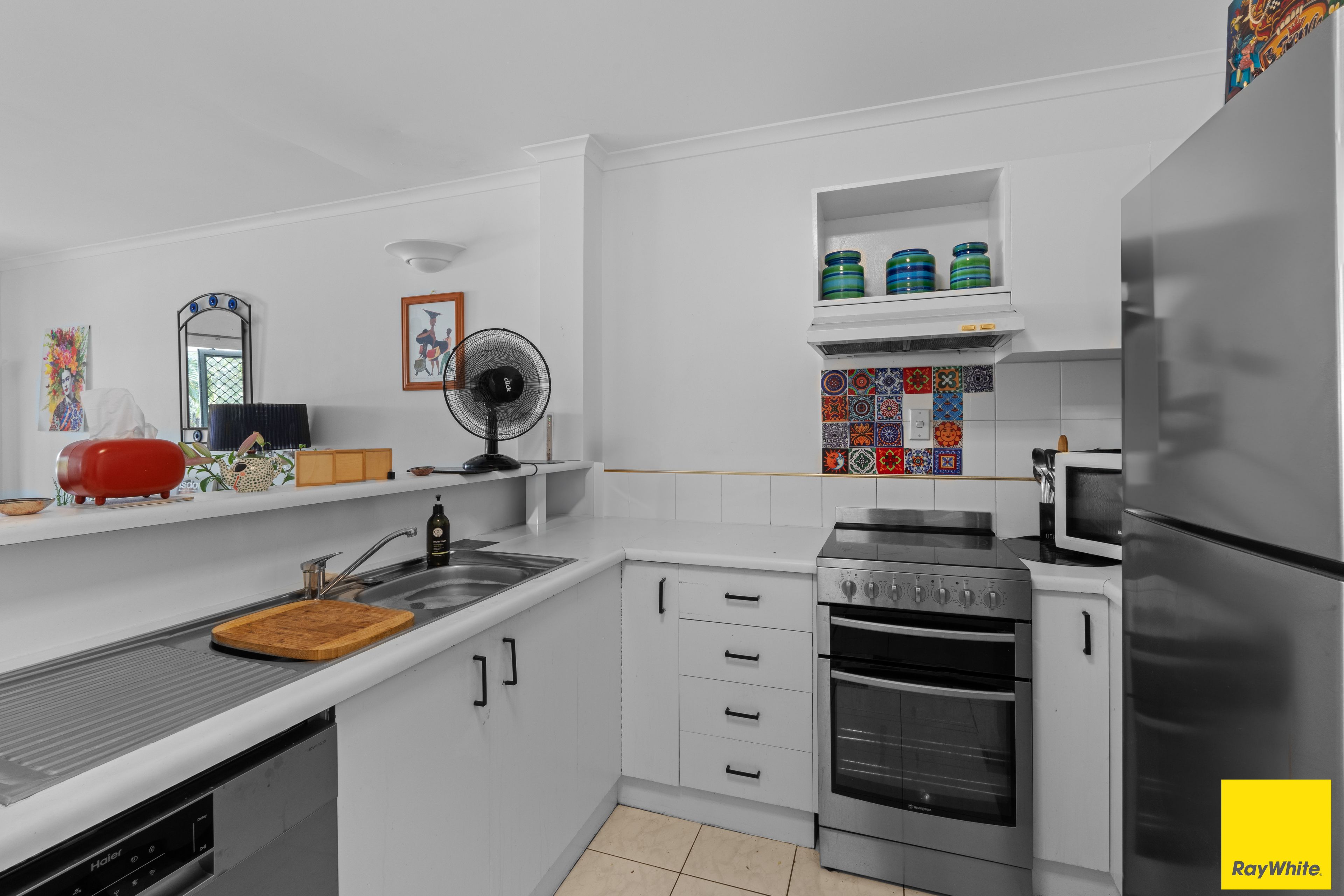 37/1-19 Poinciana Street, Holloways Beach, QLD 4878