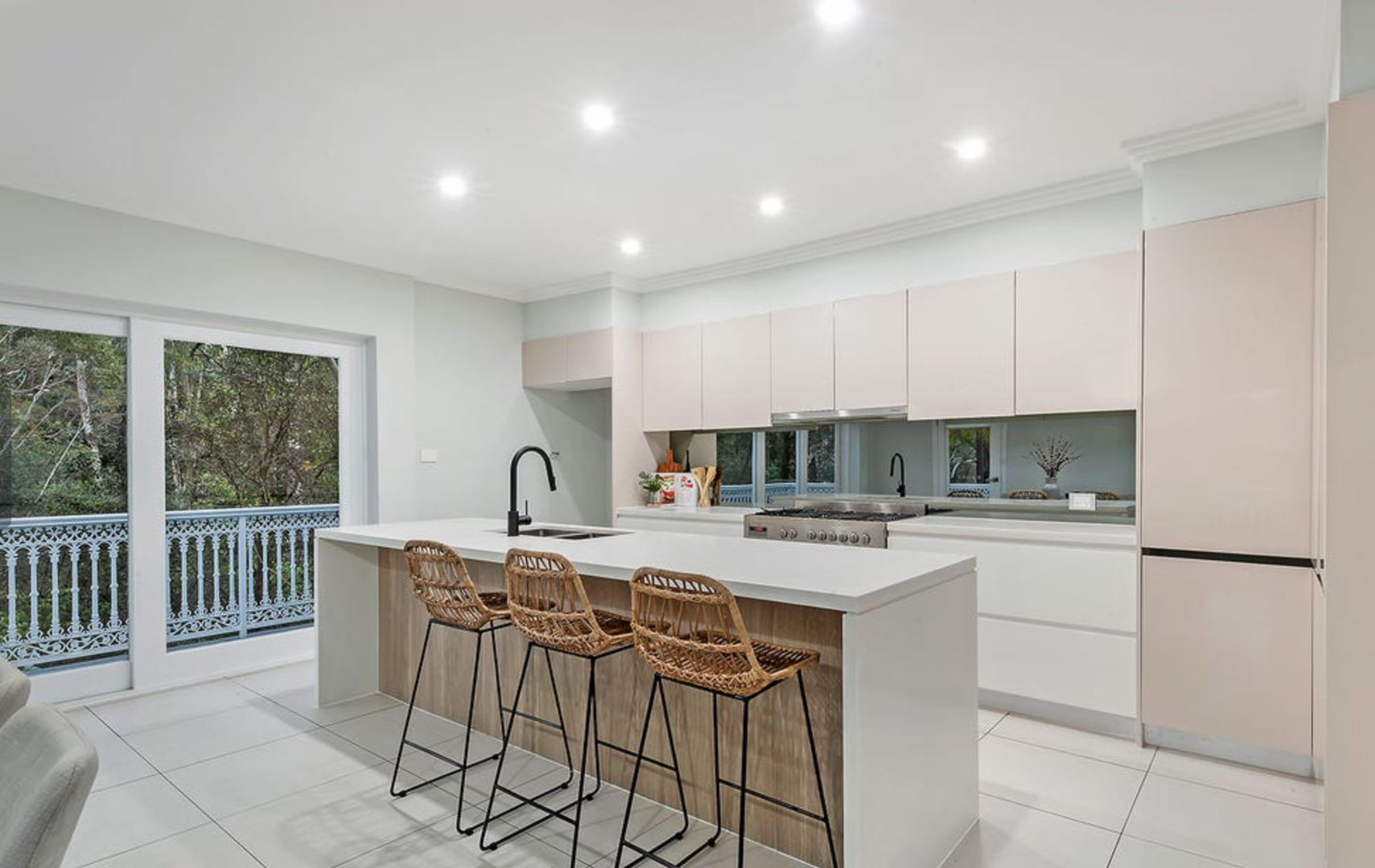 20 Woodglen Place — photo 13 of 16