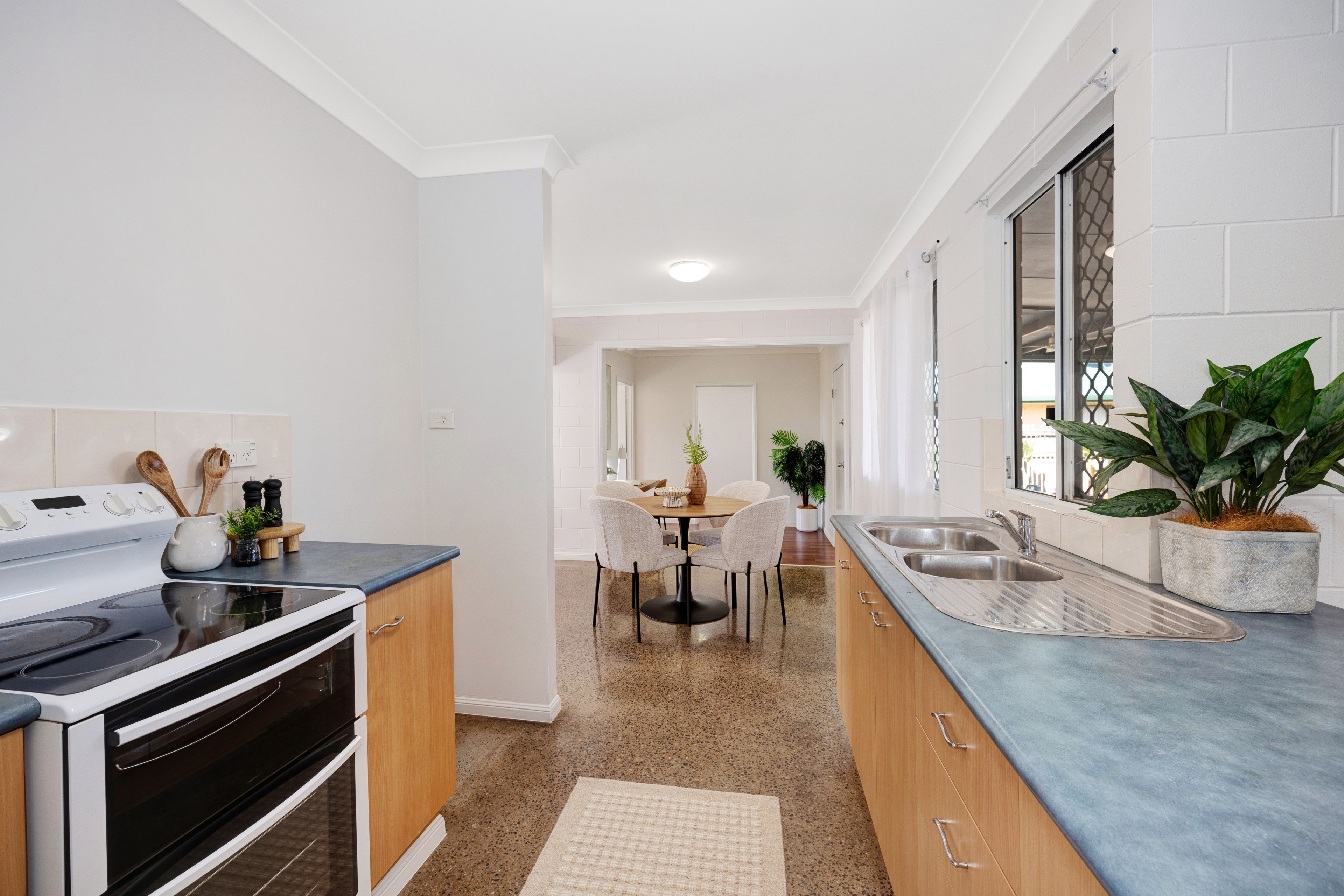 25 Elton Drive — photo 8 of 13