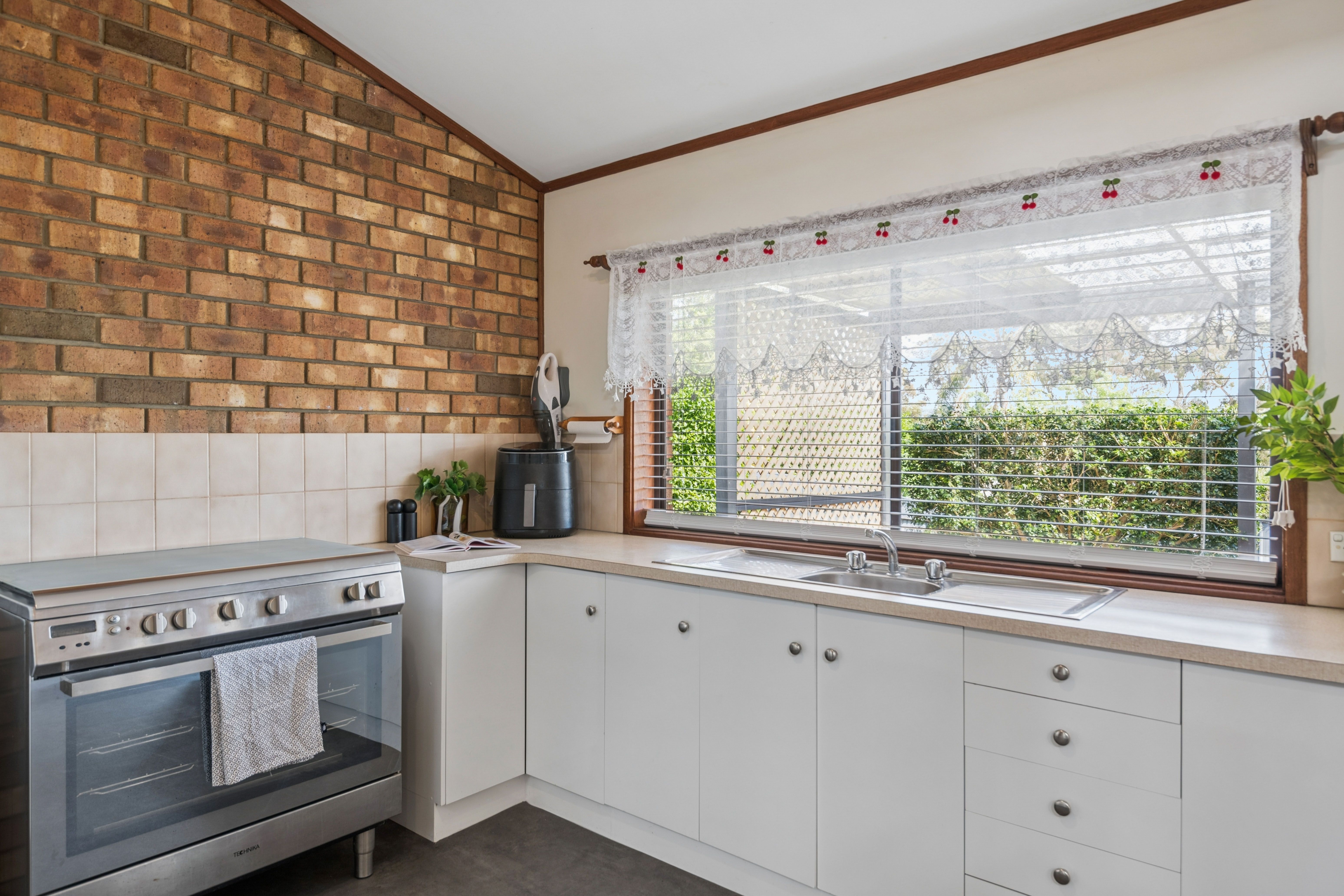 14 Haven Road — photo 4 of 26