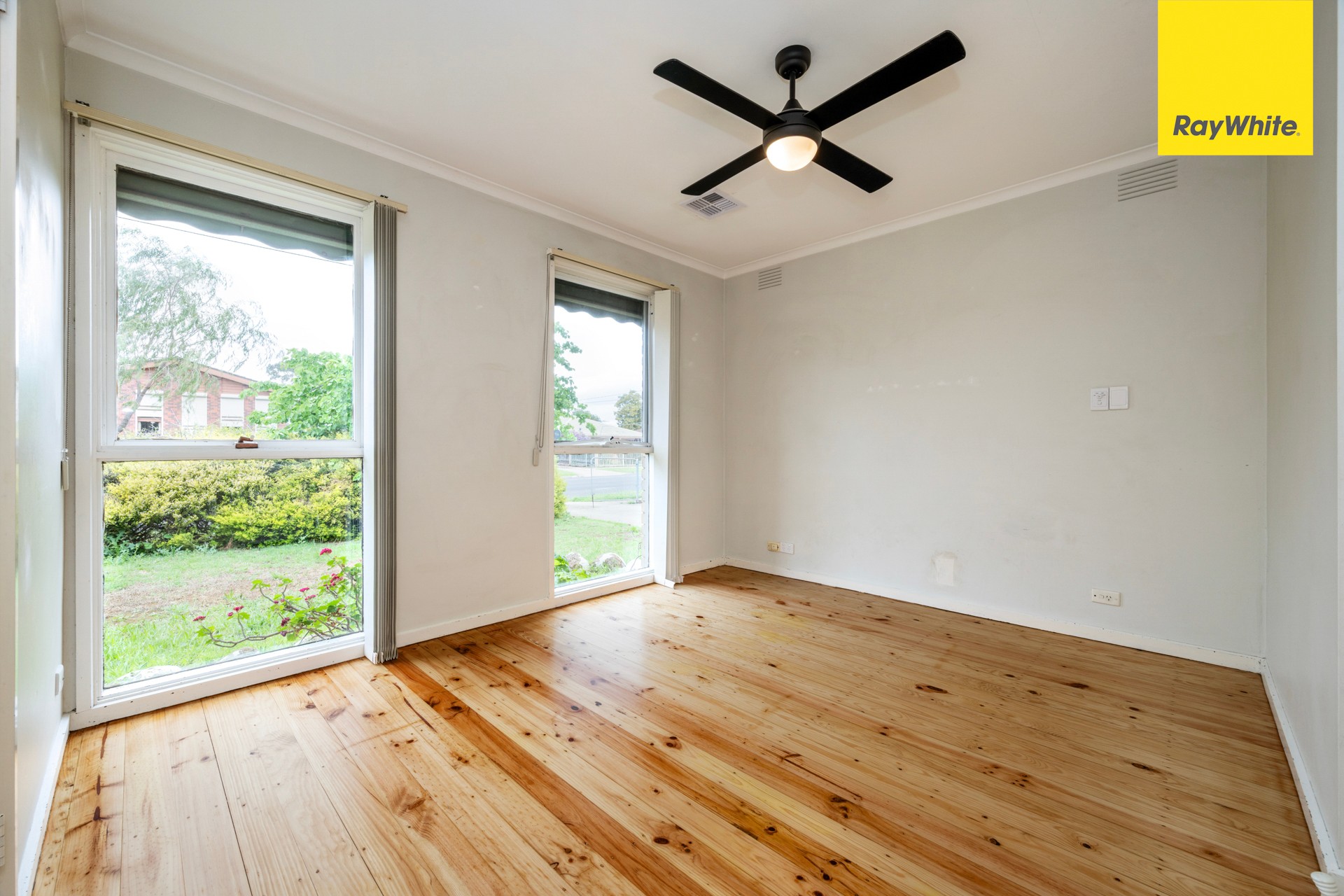 16 Barries Road, Melton, VIC 3337