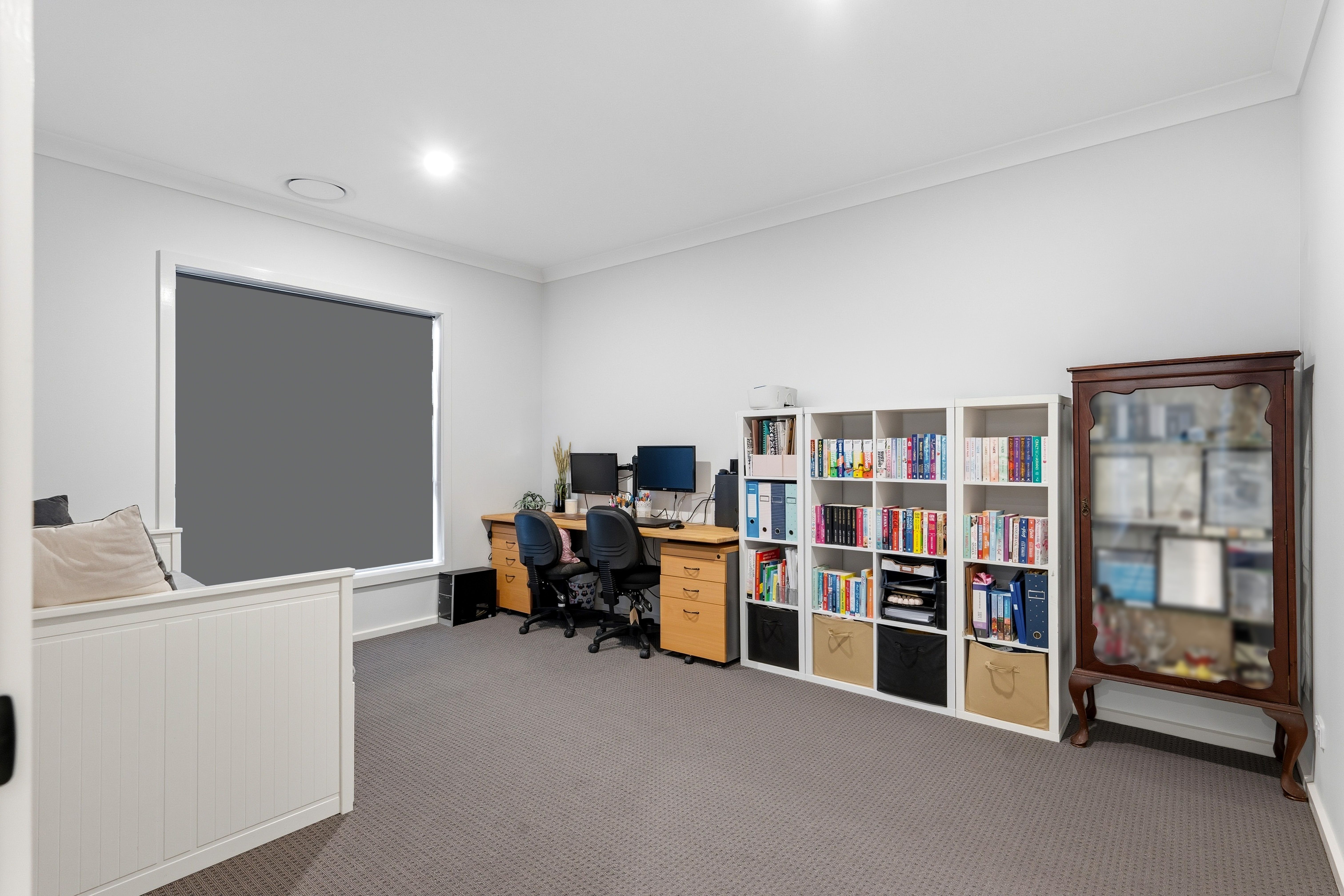 12 Mallee Crescent — photo 9 of 11