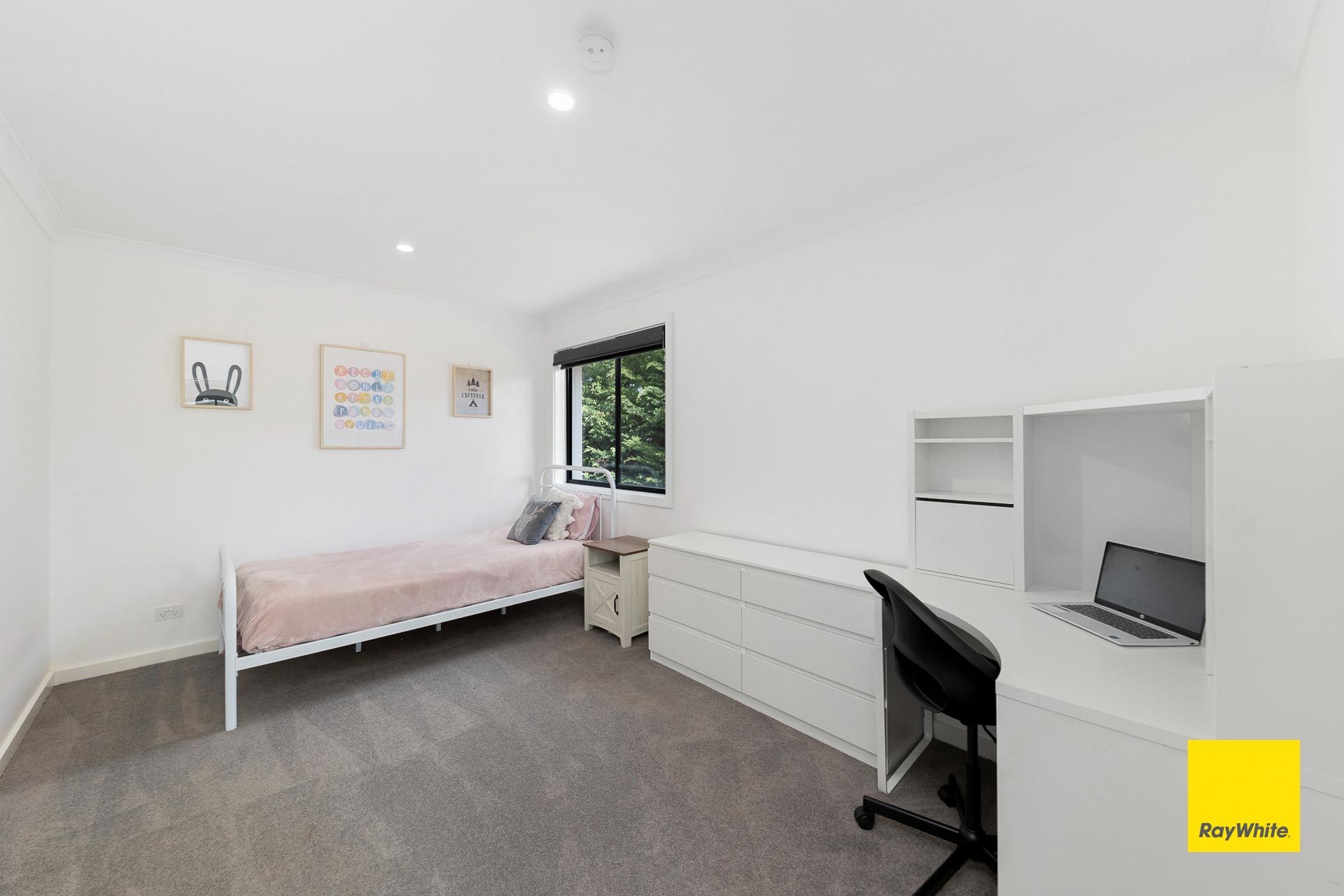 10 Chinnery Close — photo 13 of 22