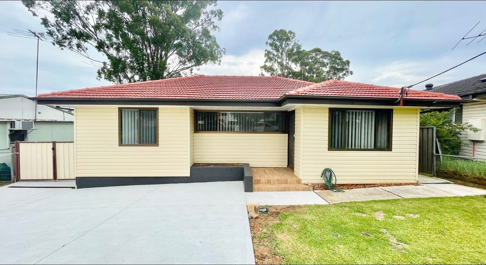 61 Morison Drive, Lurnea NSW 2170
