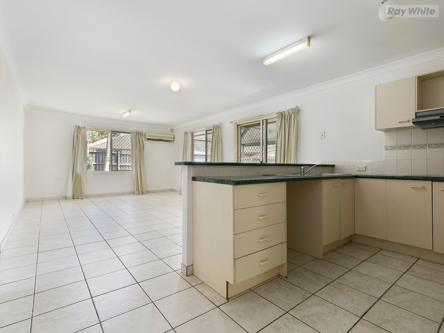 17 Whitmore Crescent, Goodna, QLD 4300