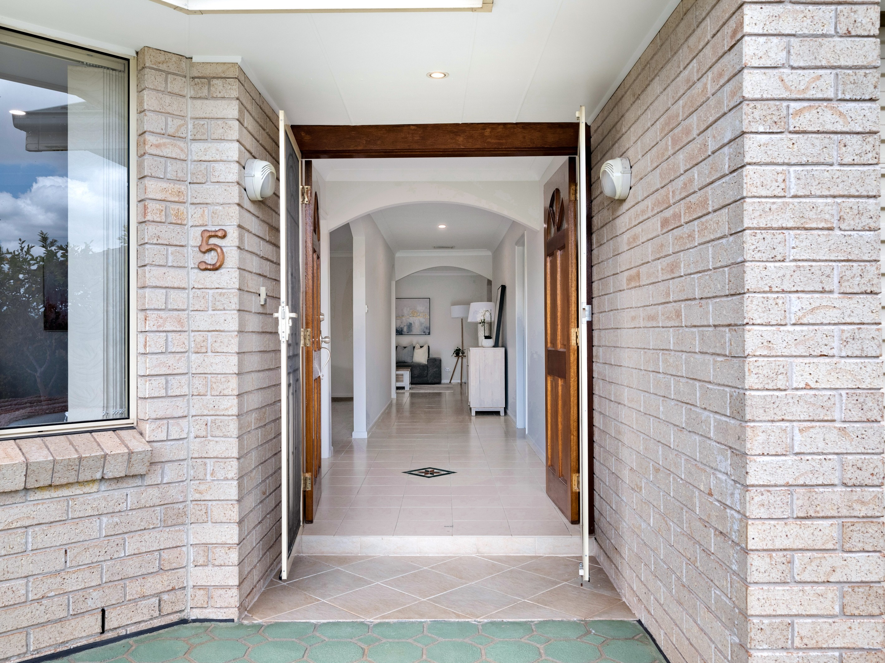 5 Dahlia Place, Prestons, NSW 2170