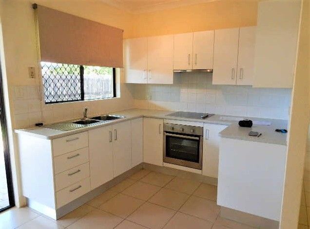 2/24 Nesbit Street, Whitfield, QLD 4870
