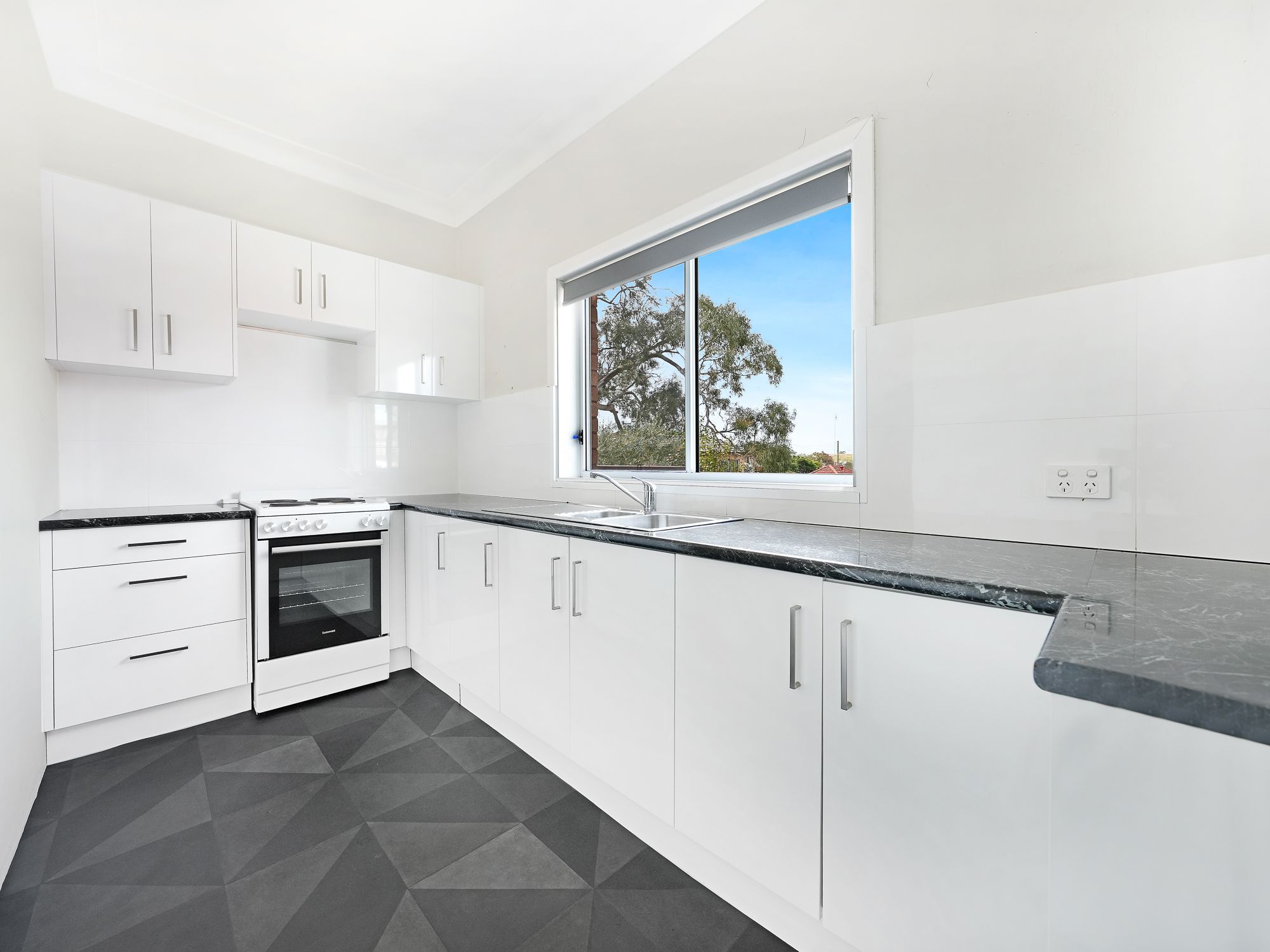 312 Cowper Street, Warrawong, NSW 2502