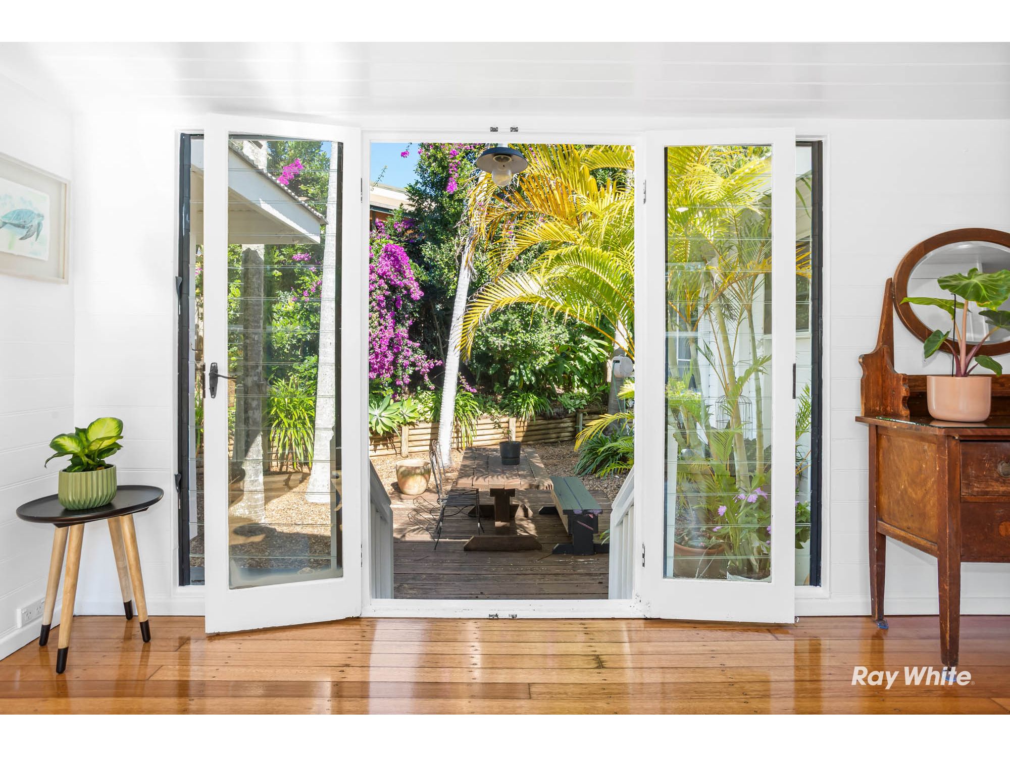 8 Rosslyn Close — photo 18 of 30