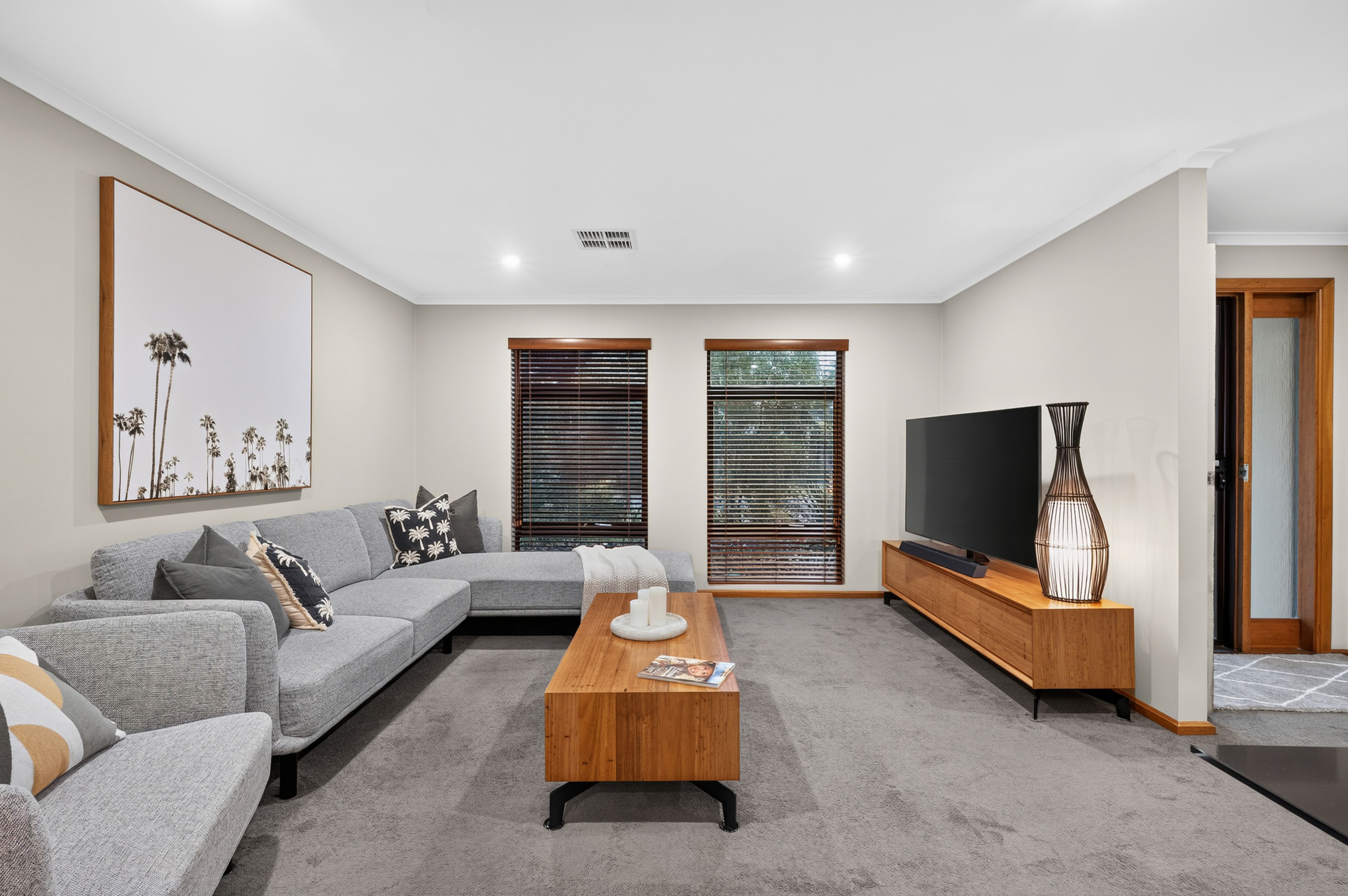 19 Mariners Crescent — photo 4 of 25