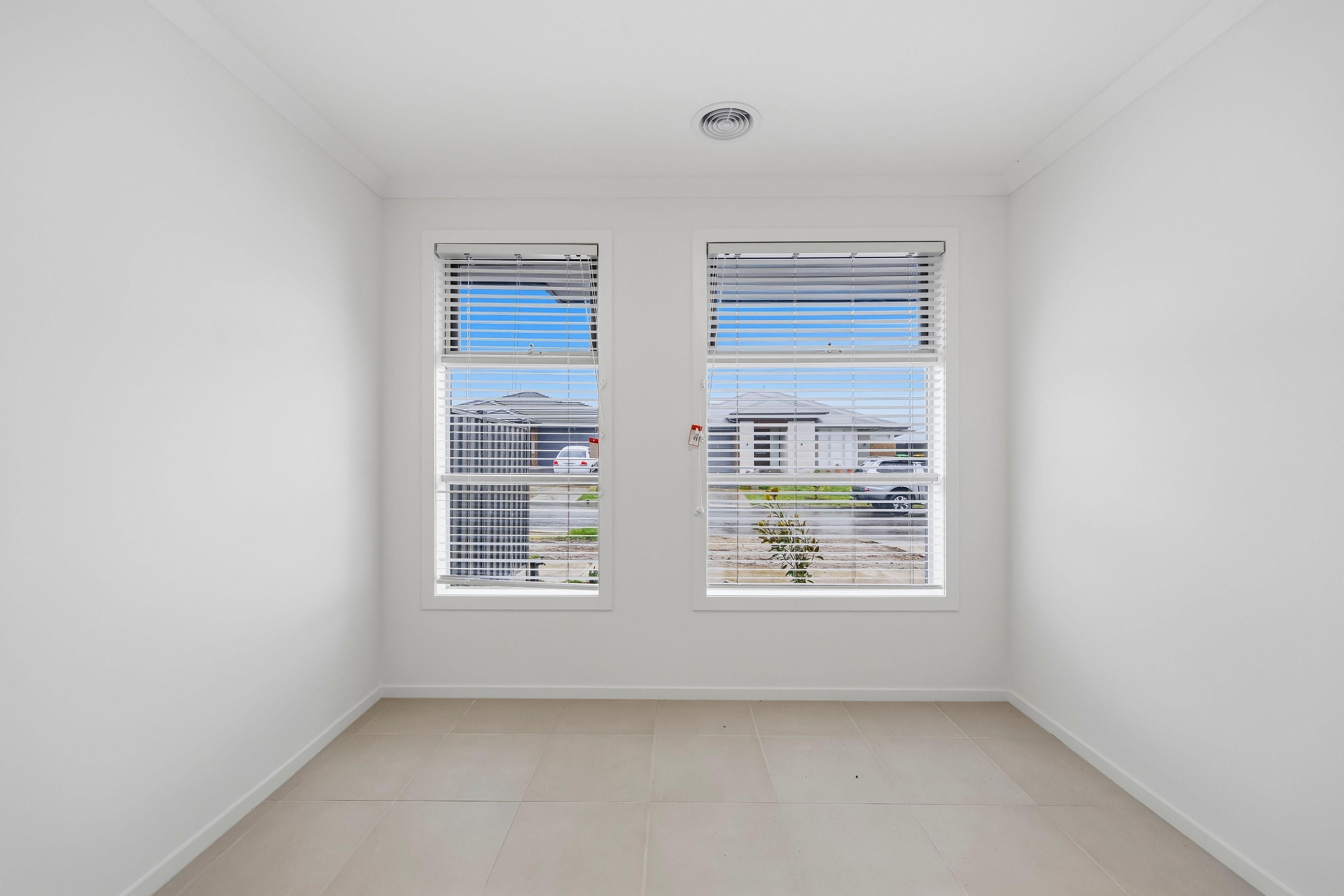 4 Maloney Street — photo 4 of 8