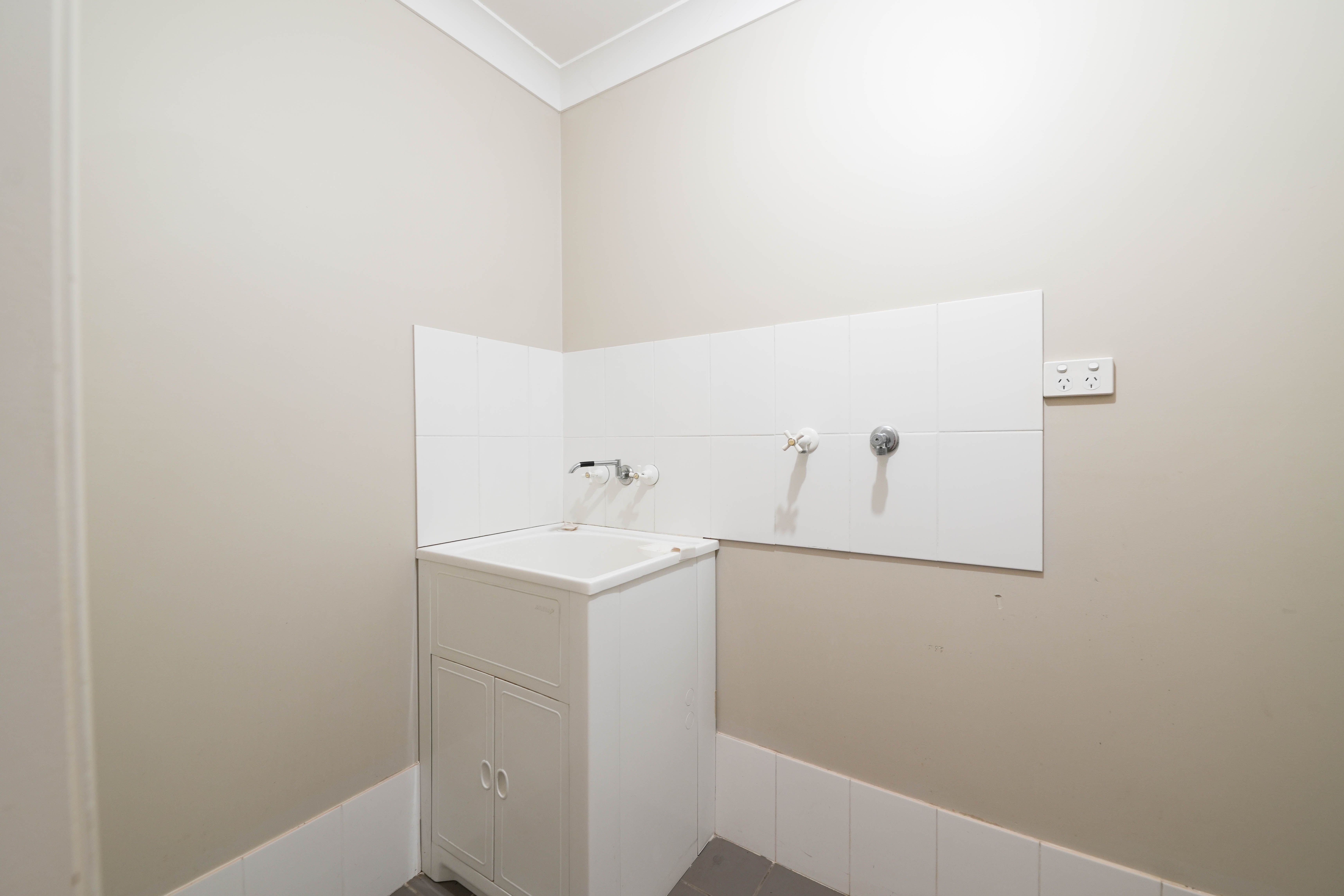 27 & 27a Wentworth Street — photo 16 of 26