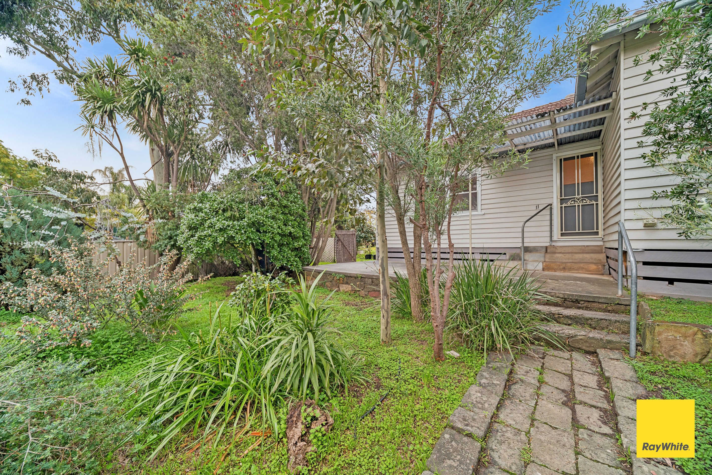 11 Buckley Street, Long Gully, VIC 3550