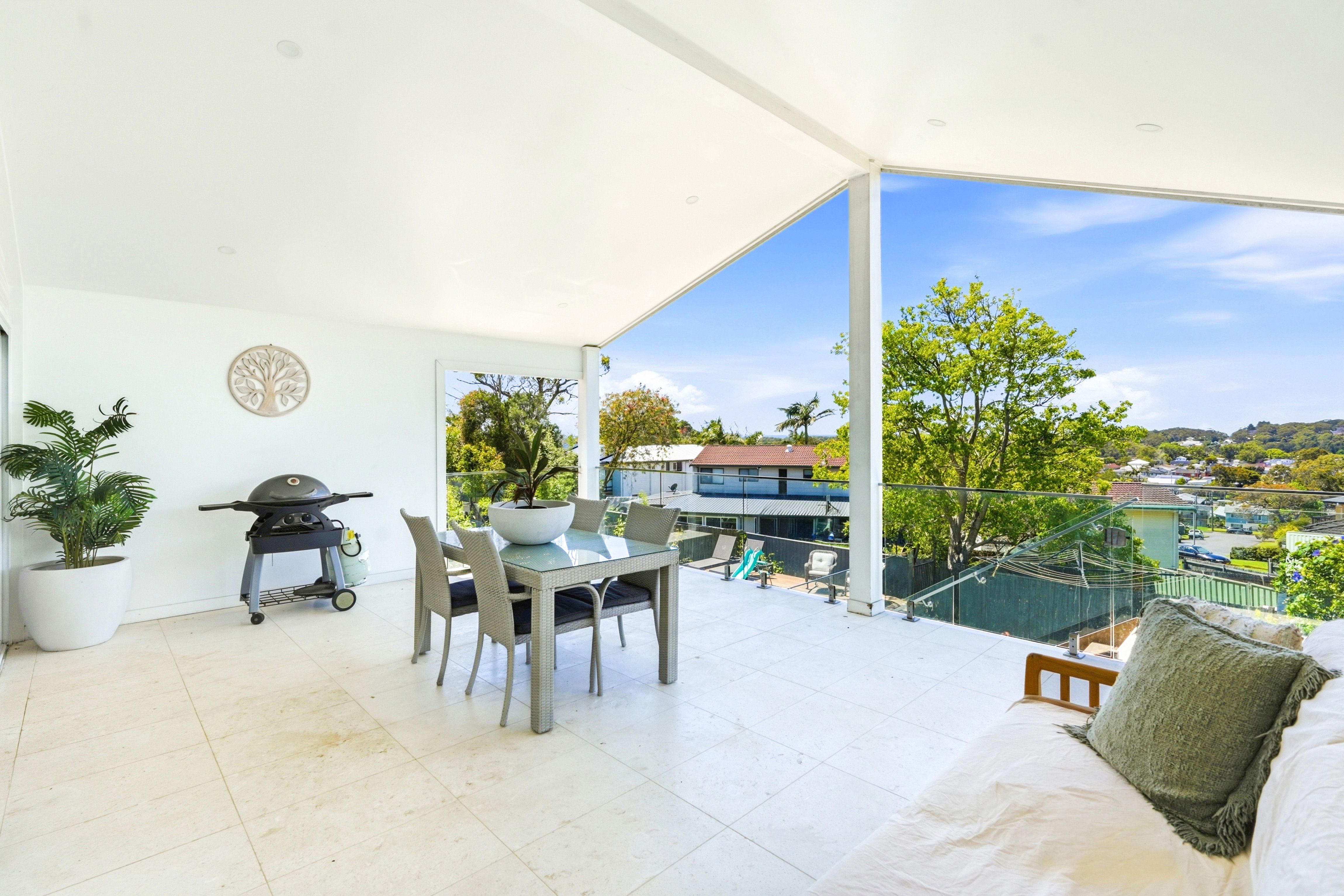 62 Promenade Avenue — photo 4 of 18