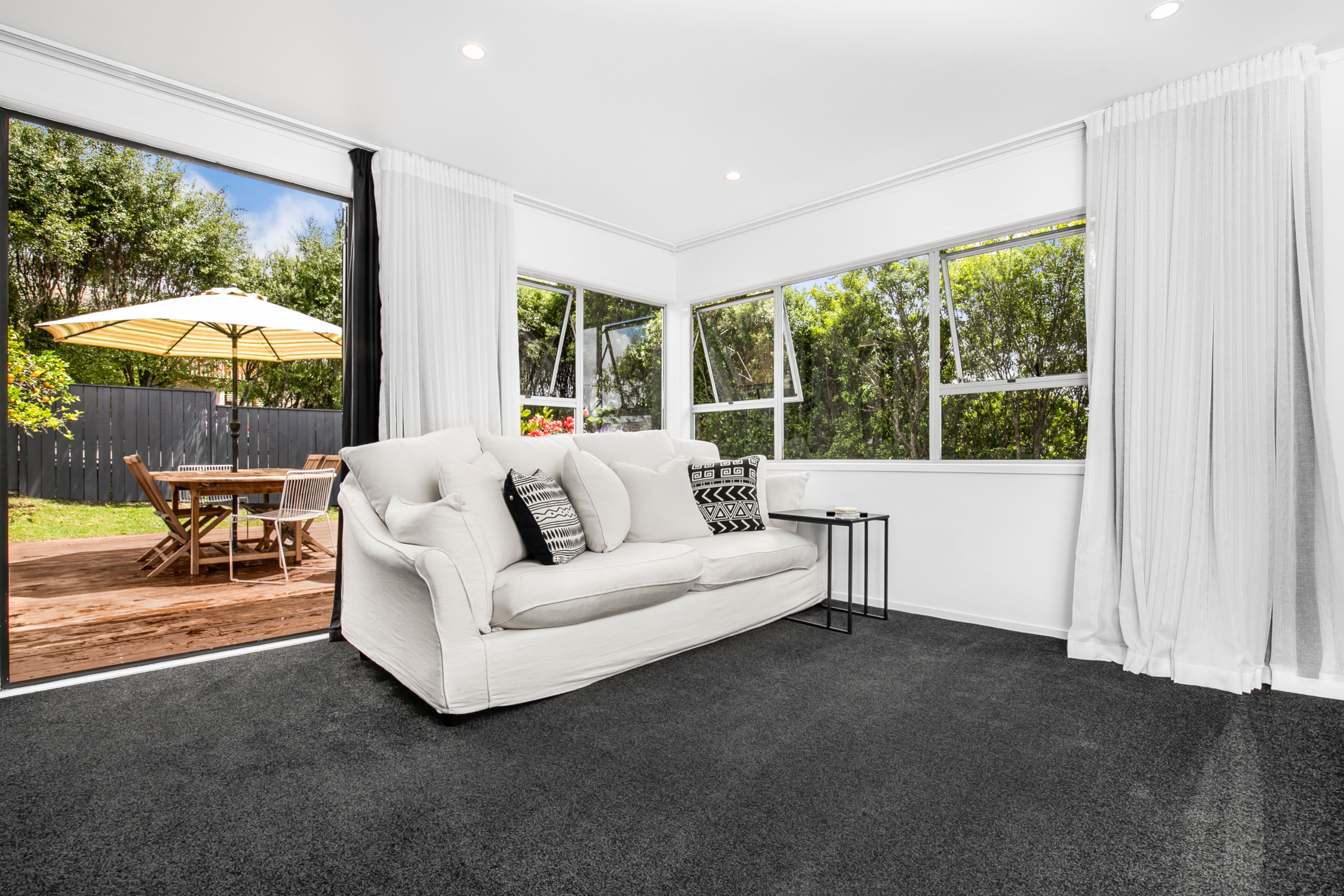 2/45 Reynella Drive, Massey, Waitakere City