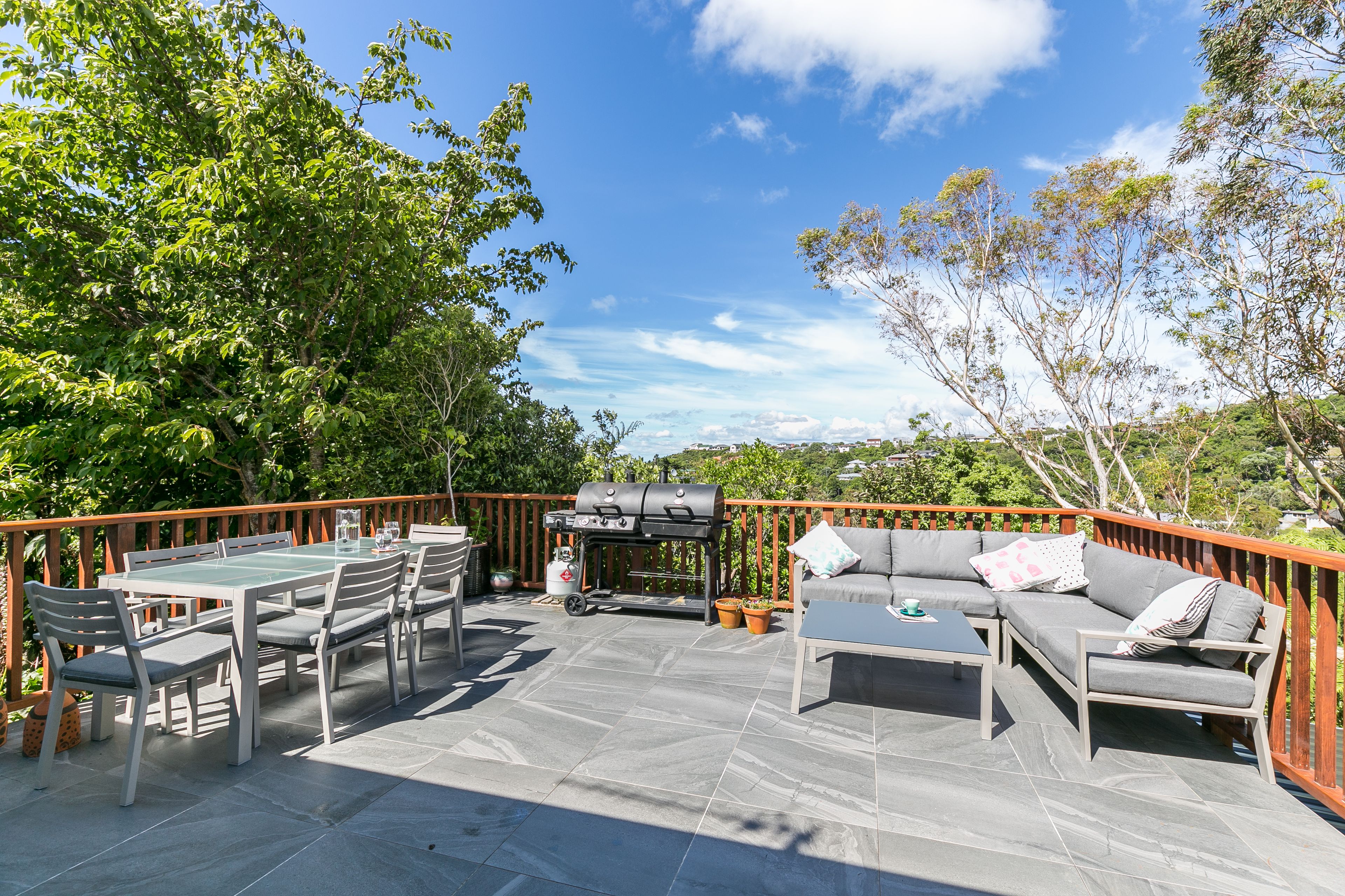 38 Pokohiwi Road, Normandale, Lower Hutt City