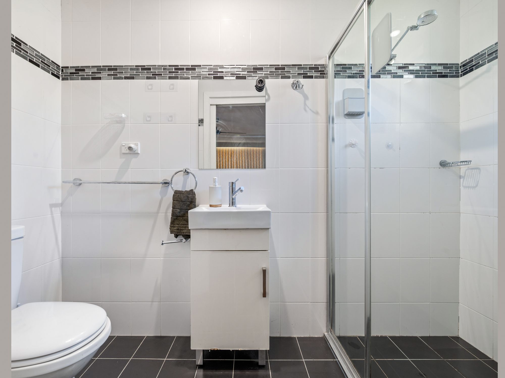 38 Coachwood Crescent — photo 14 of 20