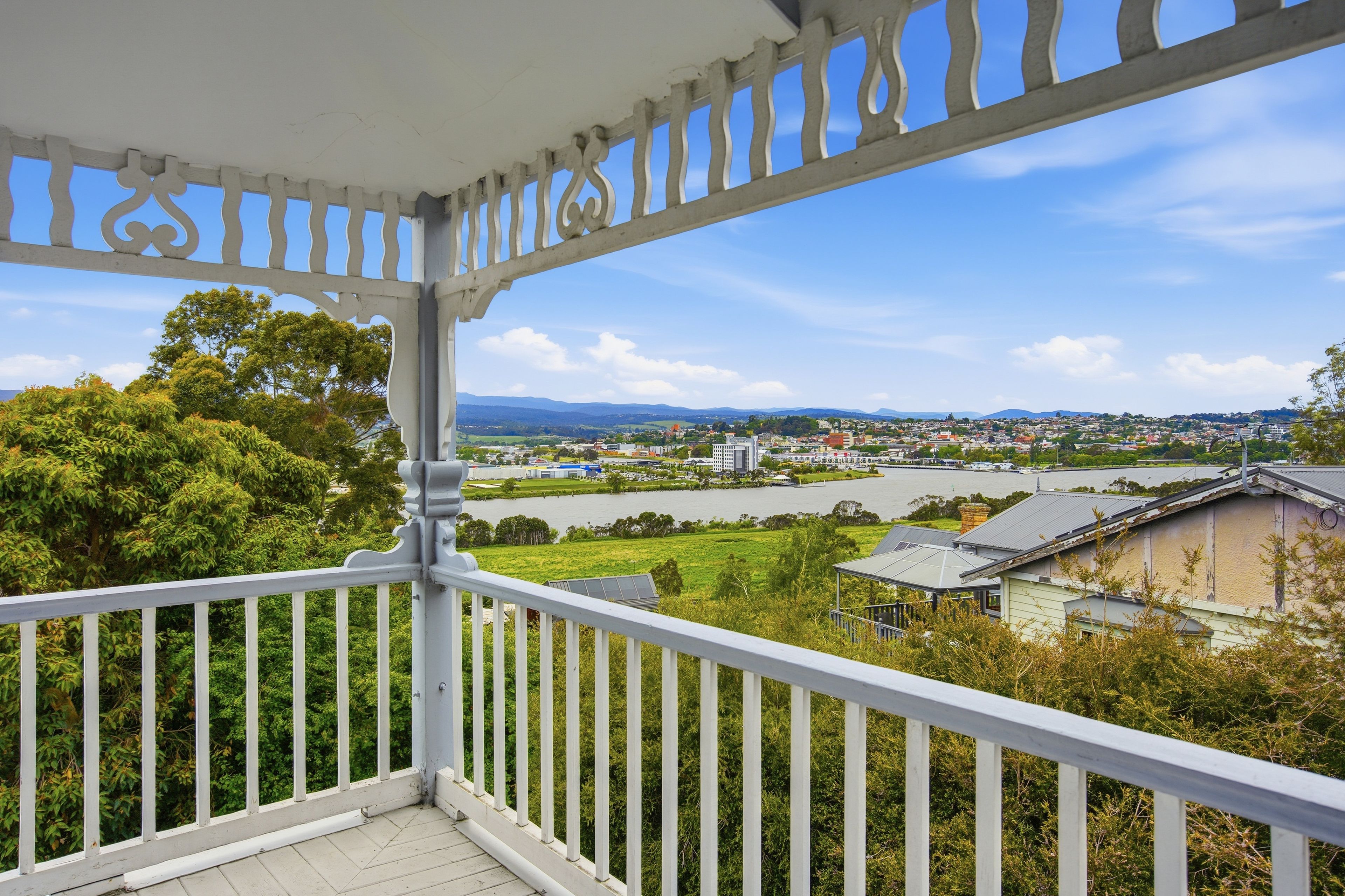 34 Forest Road, Trevallyn, TAS 7250