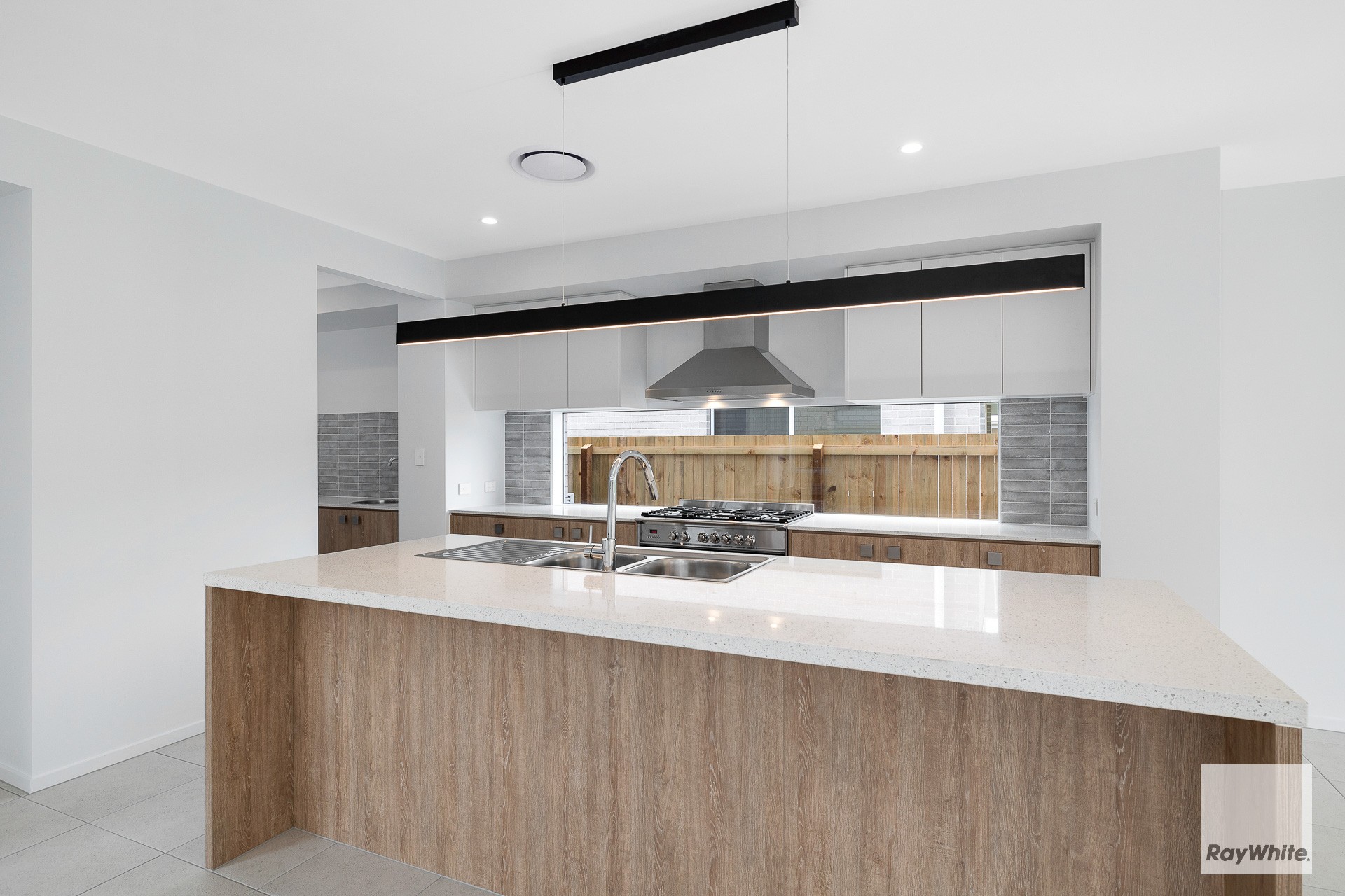 13 Greenside Street, Victoria Point, QLD 4165