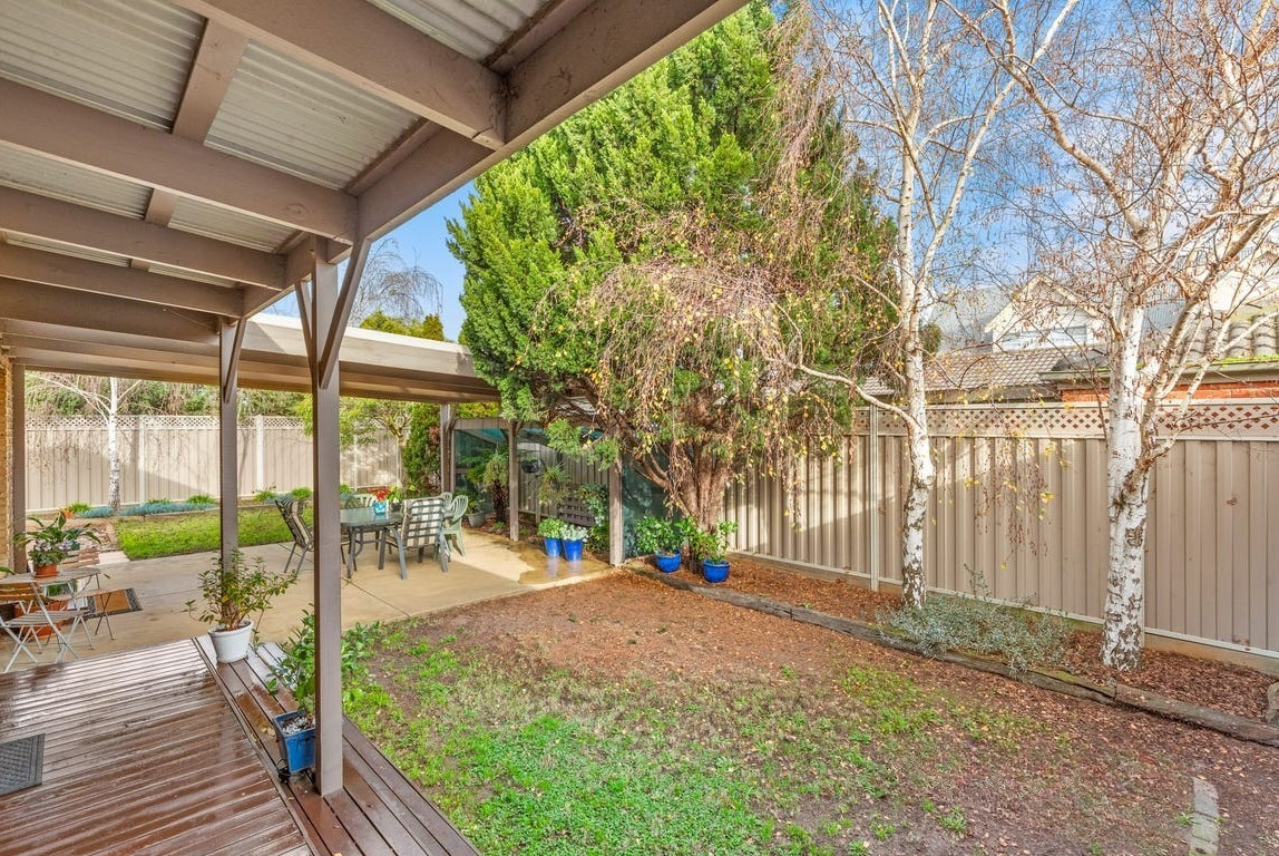 1 Robinia Grove — photo 20 of 23