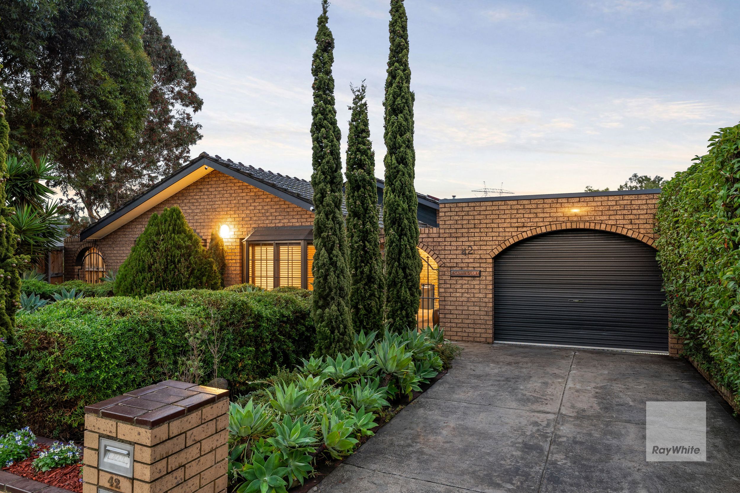 42 Pindari Avenue, Taylors Lakes, VIC 3038