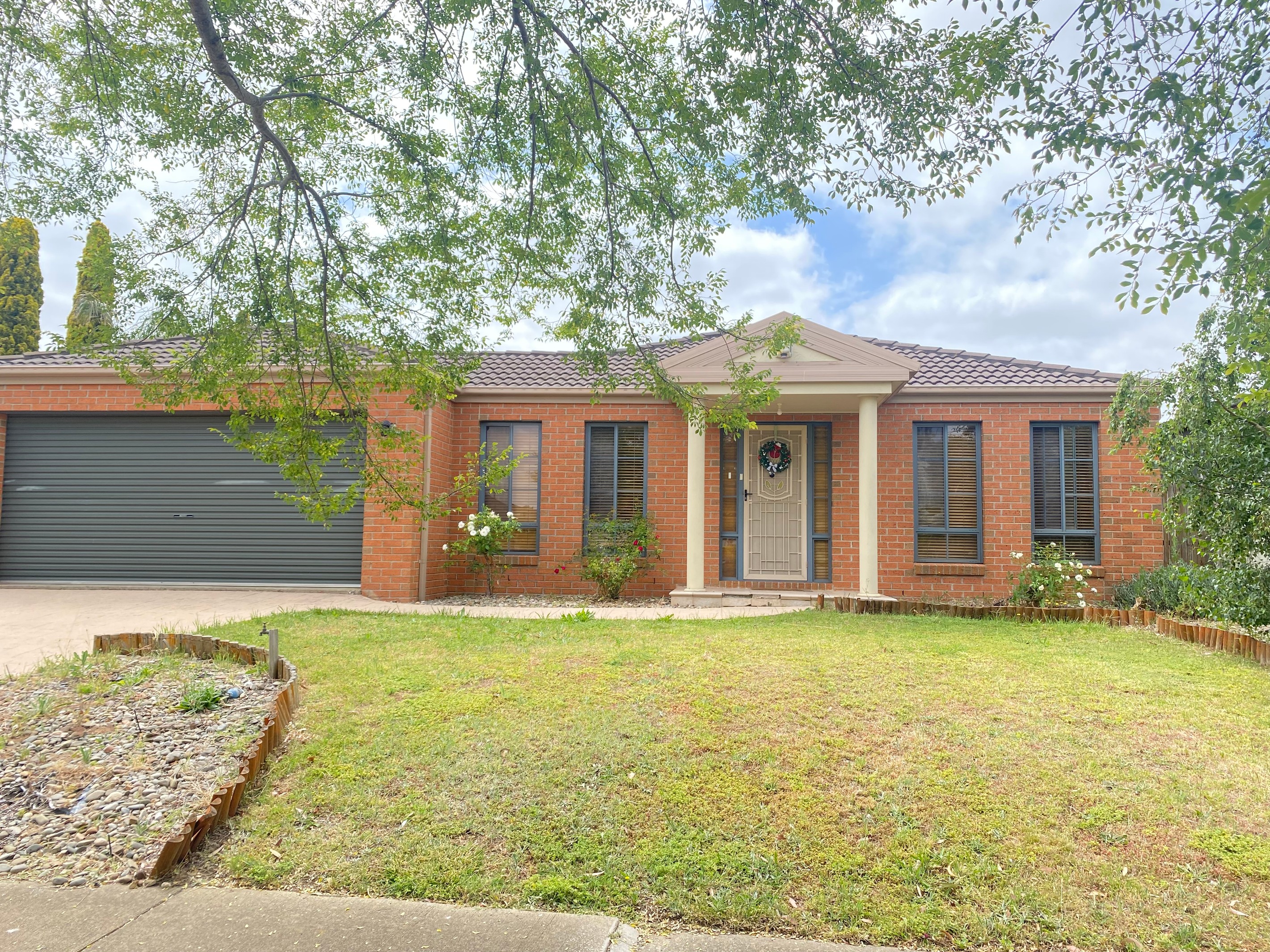 4 Hughes Avenue, Caroline Springs, VIC 3023