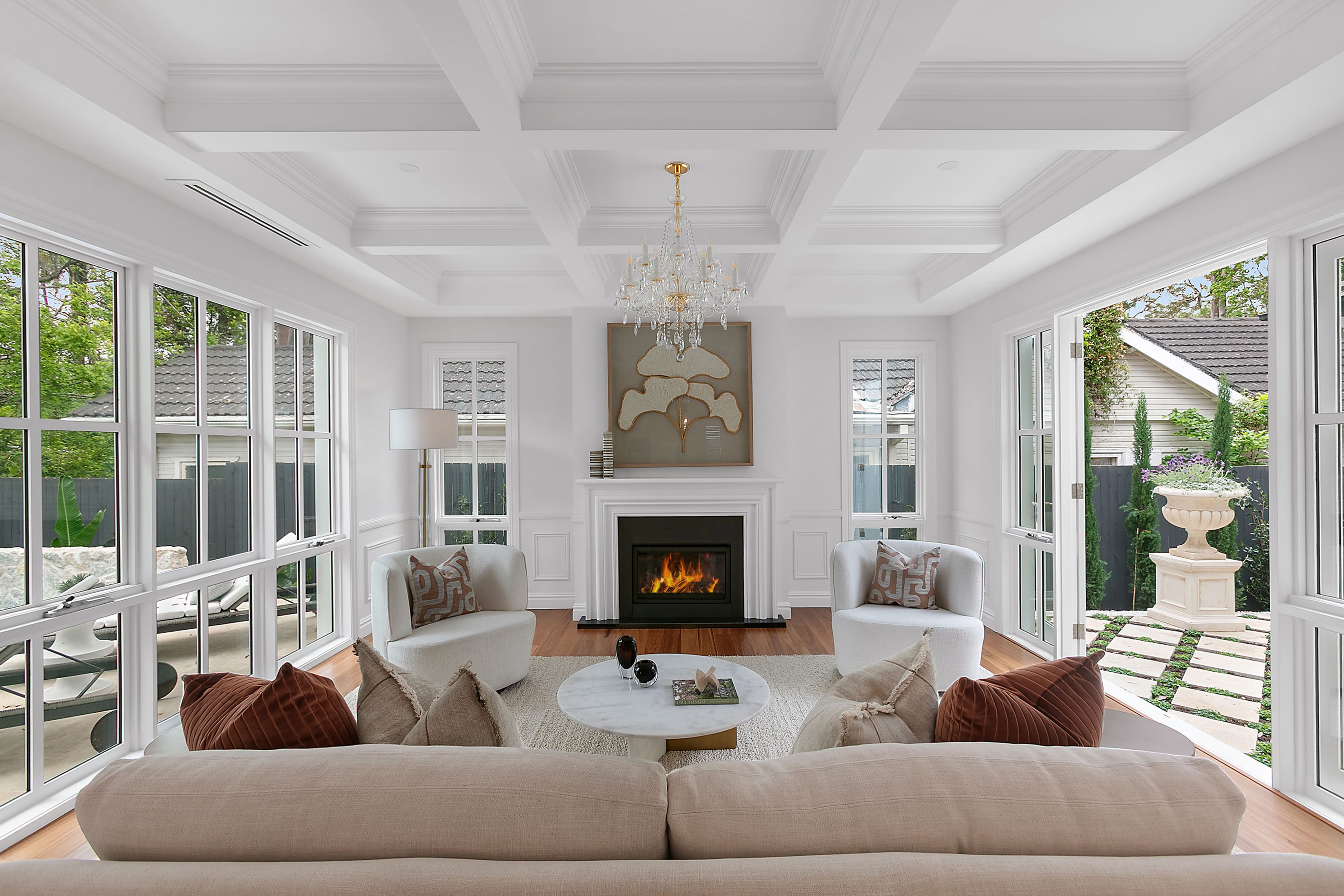 10 Banool Avenue, St Ives, NSW 2075