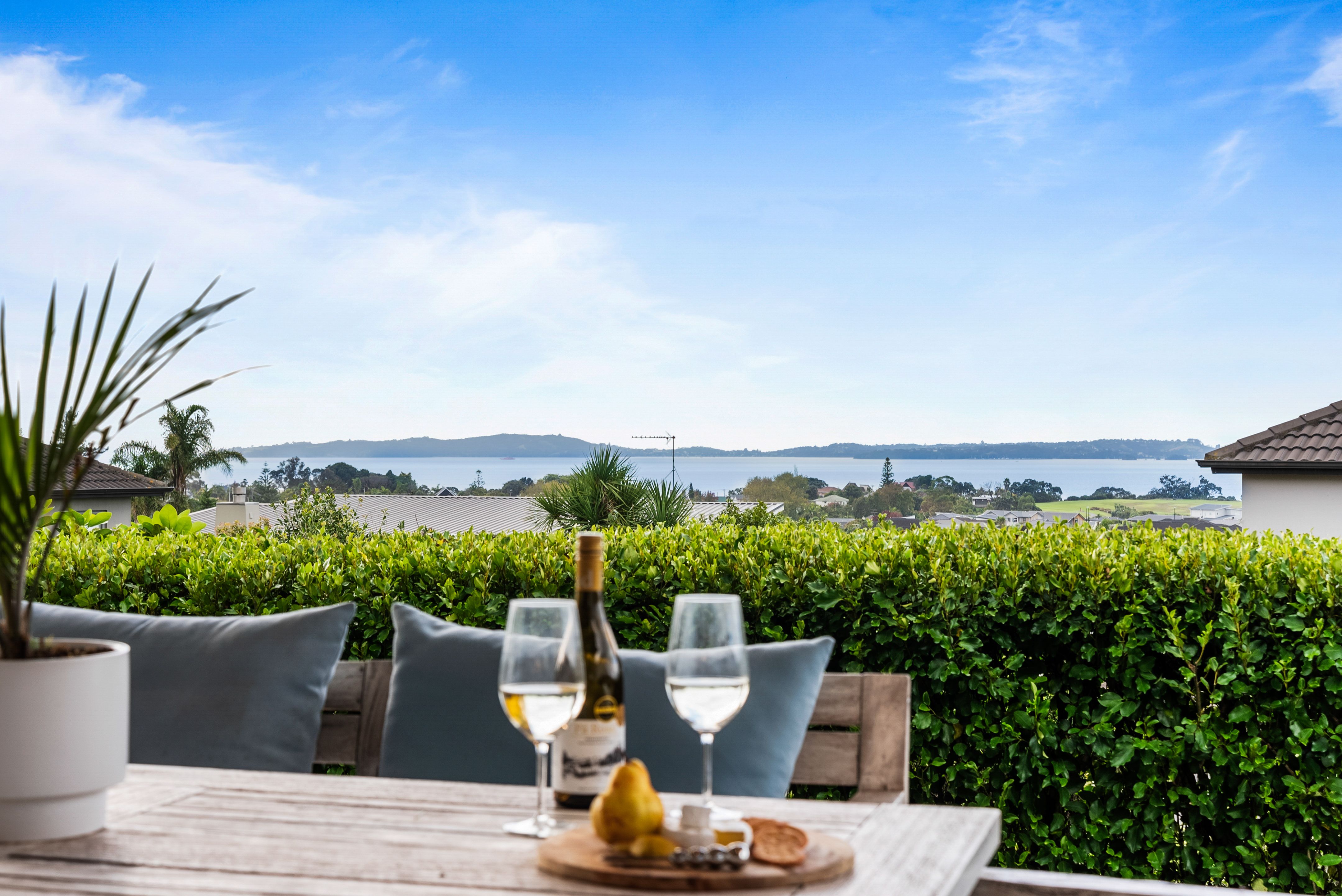 14 Thistle Close, Beachlands, Manukau City