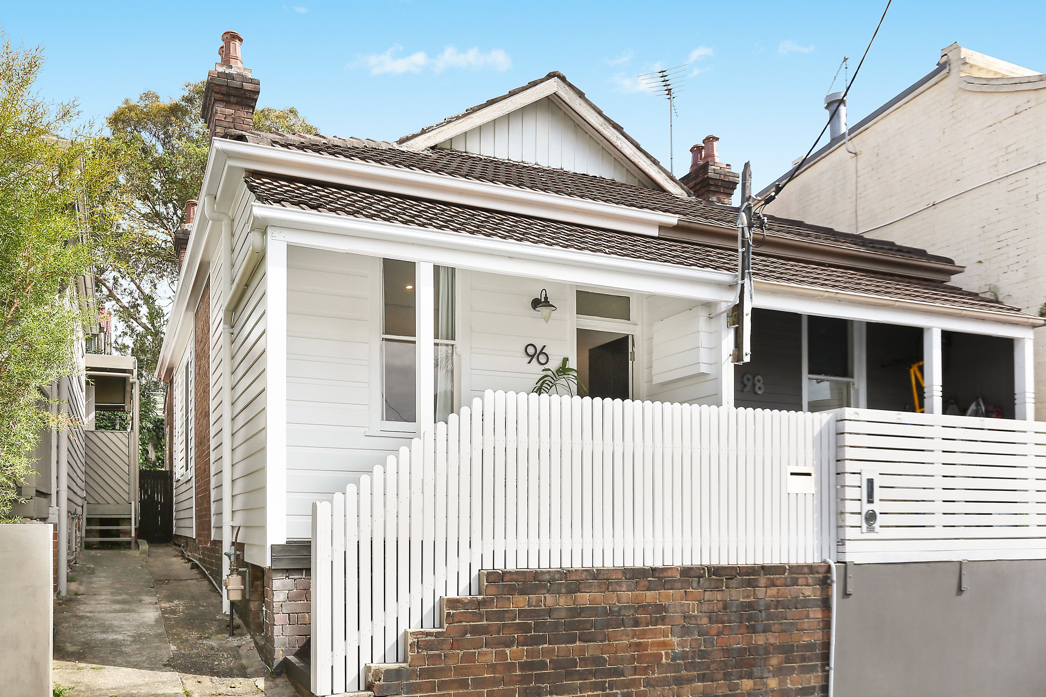 96 Phillip Street