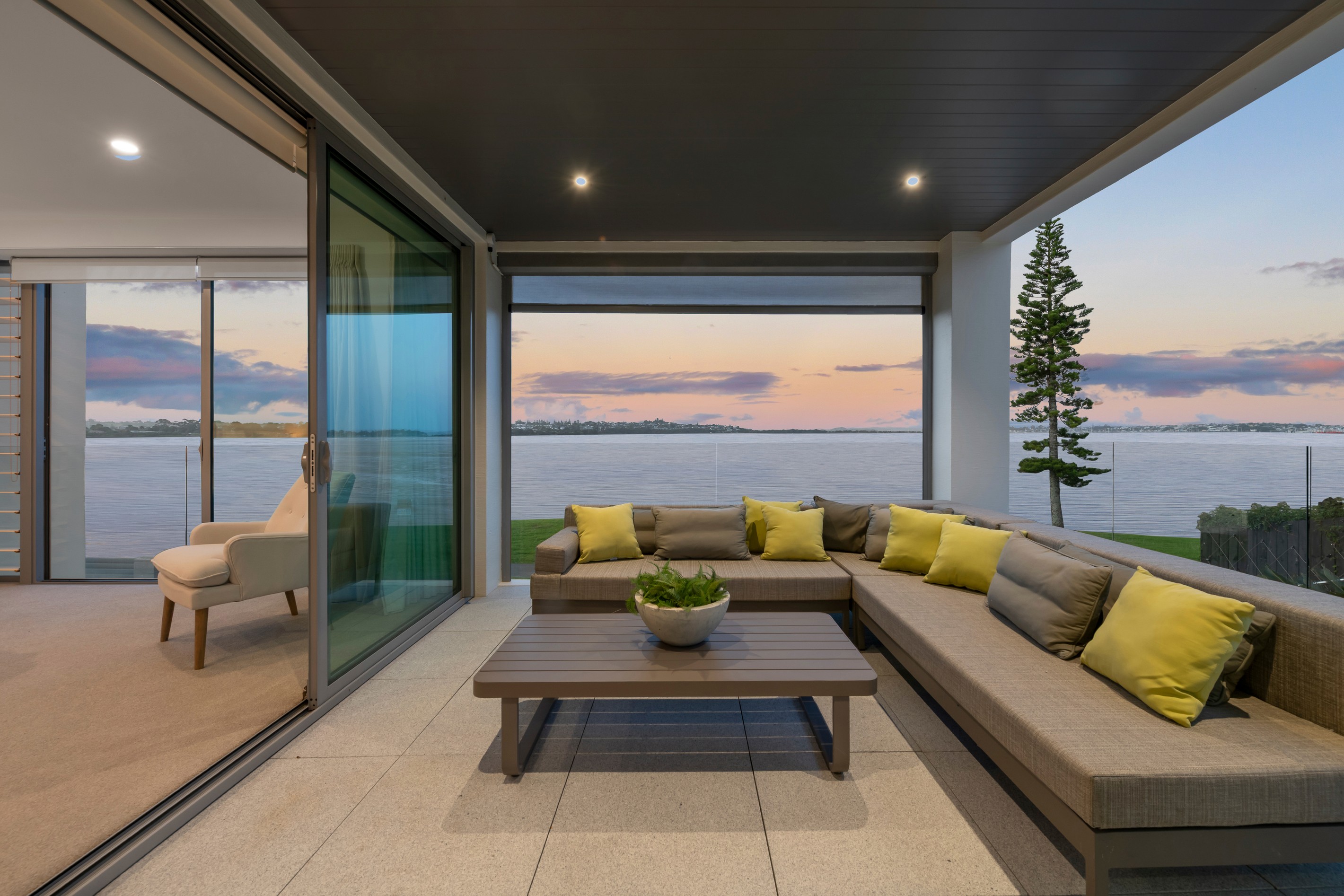 3/42 Bramley Drive, Farm Cove, Manukau City