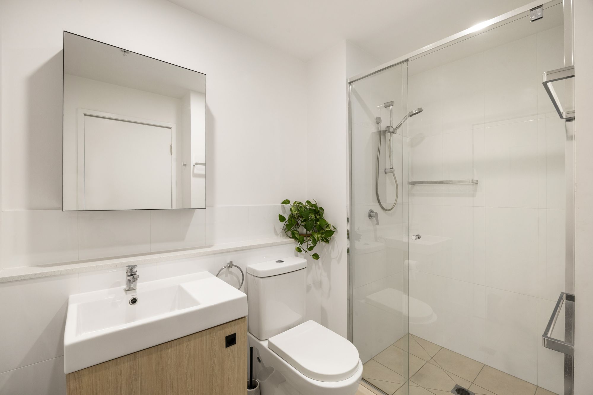 31309/24 Stratton Street — photo 11 of 14