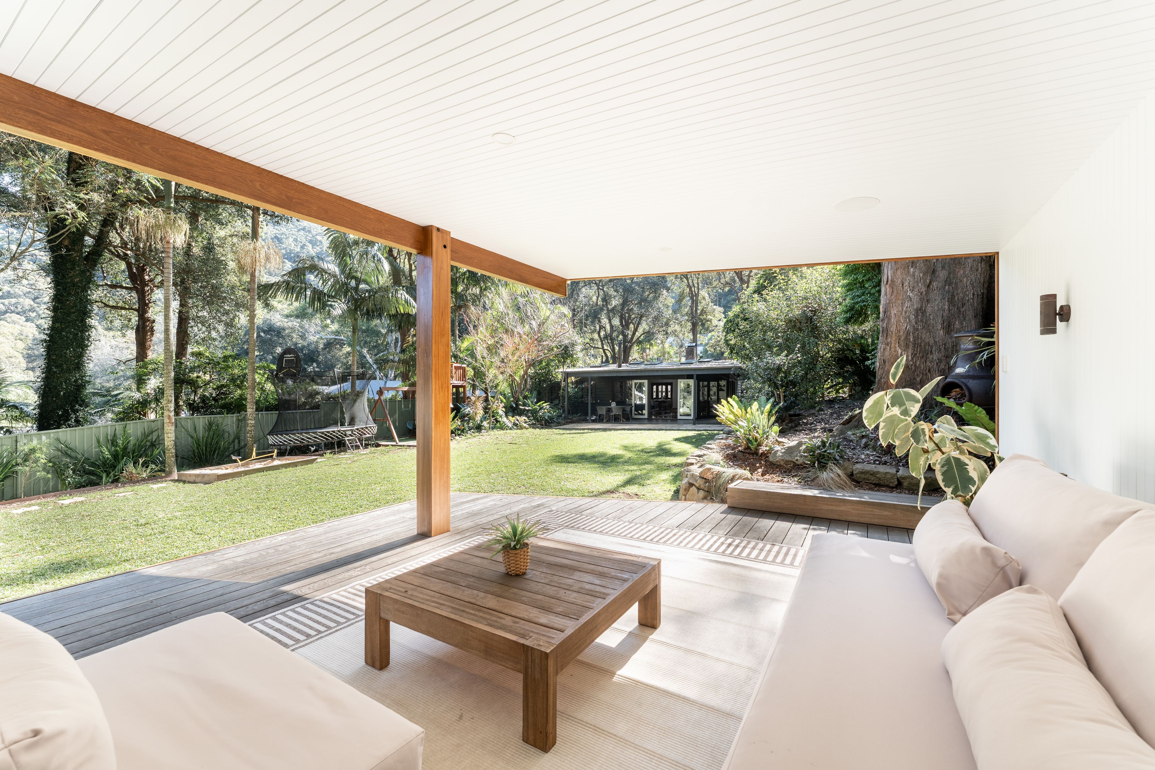 15 Old Coast Road — photo from Ray White Thirroul