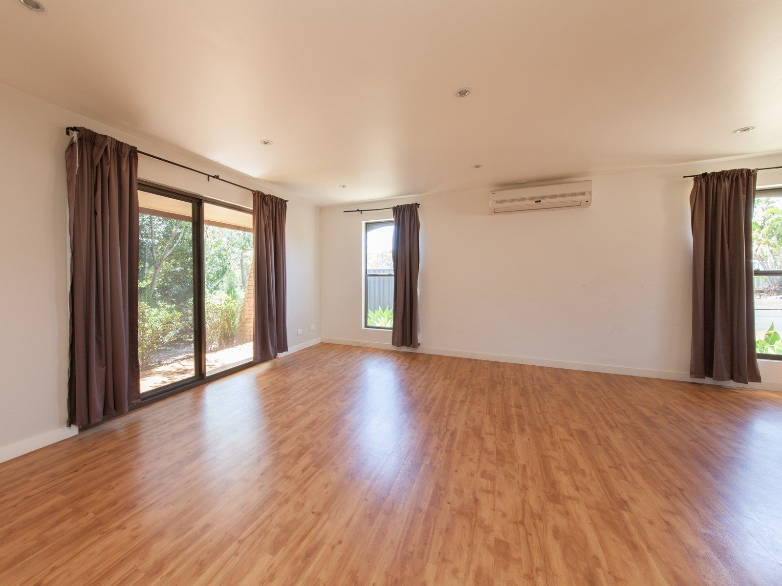 1 Nielsen Street, Rochedale South, QLD 4123