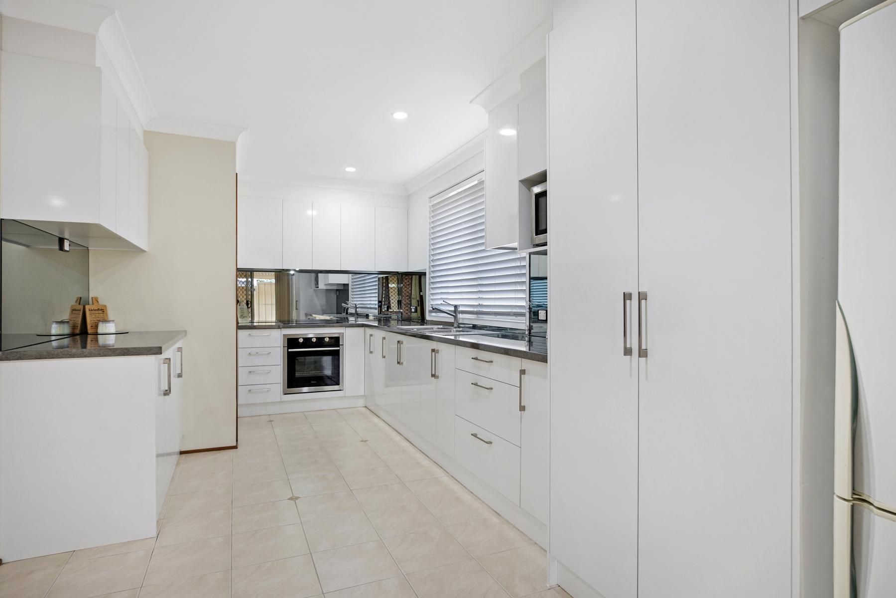 34 Falcon Crescent, Claremont Meadows, NSW 2747