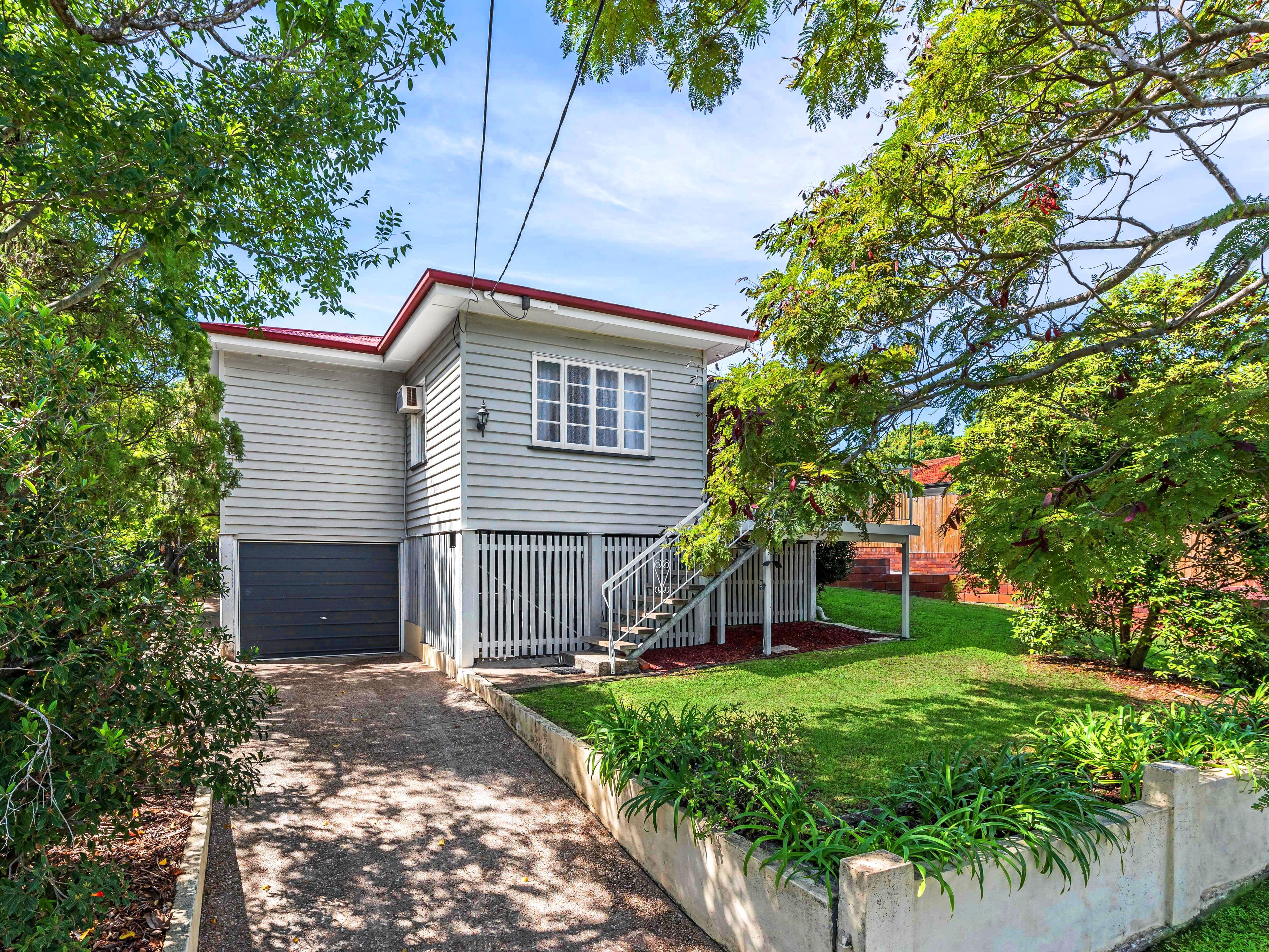 31 East Street, Camp Hill QLD 4152
