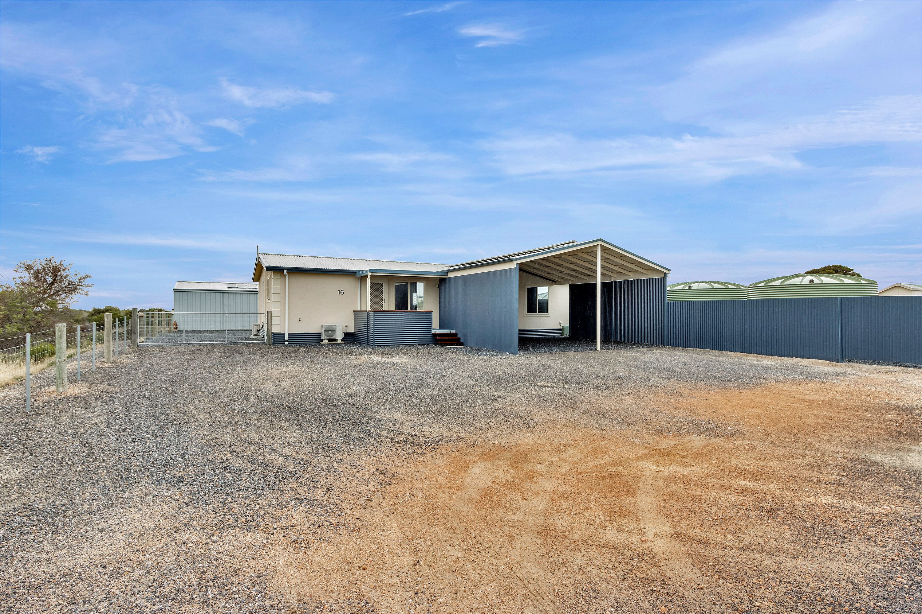 16 Petrel Crescent, Thompson Beach, SA 5501
